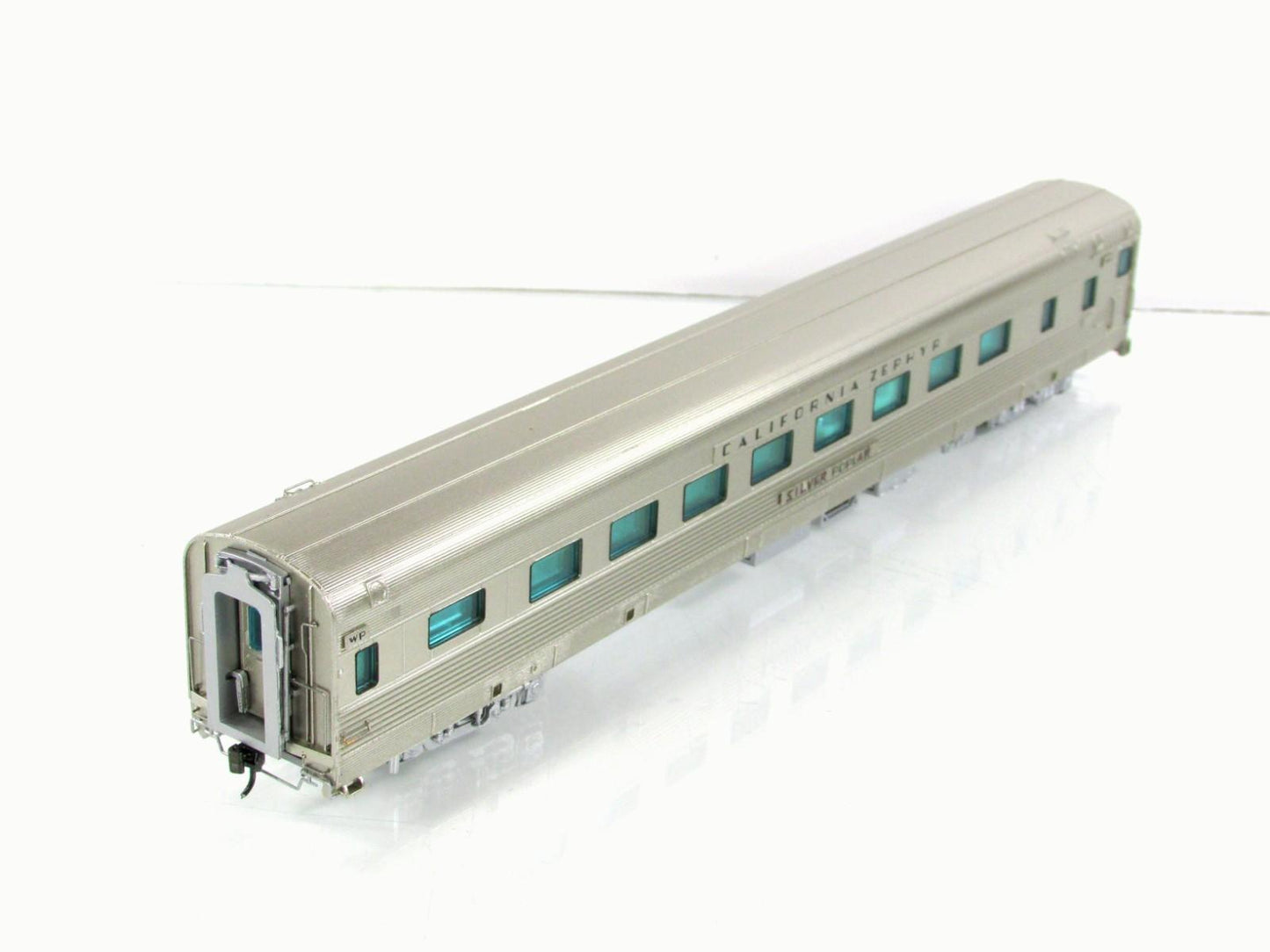 HO Scale ***WP CA ZEPHYR*** SILVER POPLAR Sleeper #872 -- Broadway 1521, Lighted