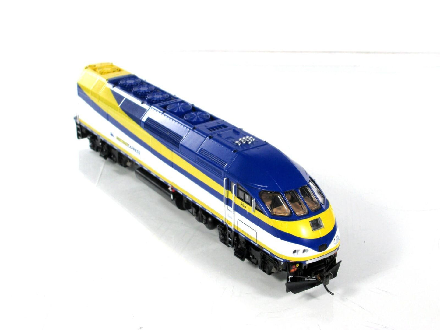 HO Scale **WEST COAST EXPRESS** MP36 #906 - TrueLine Trains 500214, DCC LokSound