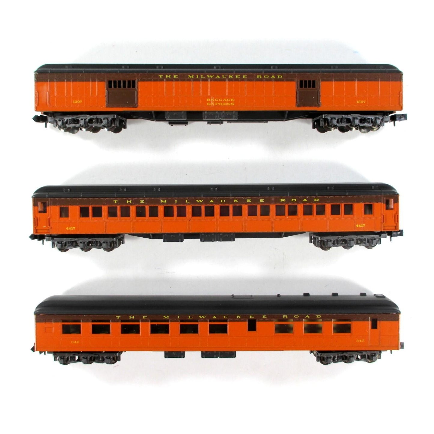 N Scale ***MILWAUKEE ROAD*** Heavyweight 3-Passenger Set - Arnold Rivarossi 0531