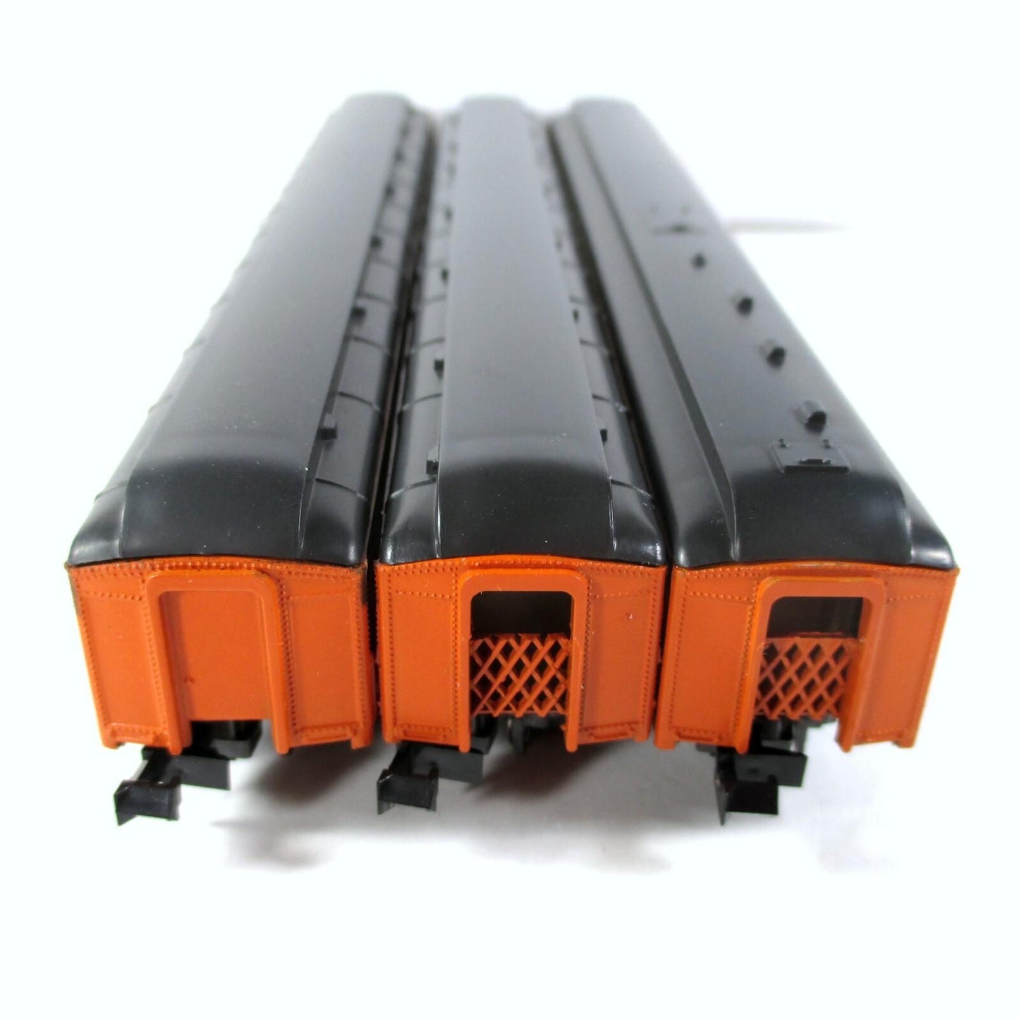 N Scale ***MILWAUKEE ROAD*** Heavyweight 3-Passenger Set - Arnold Rivarossi 0531