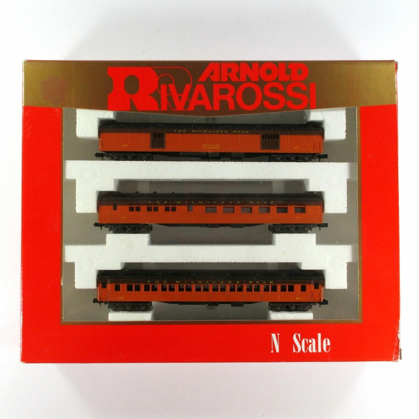 N Scale ***MILWAUKEE ROAD*** Heavyweight 3-Passenger Set - Arnold Rivarossi 0531