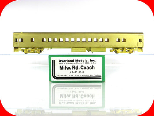 HO Scale BRASS ***MILWAUKEE ROAD HIAWATHA*** Coach #4401-4440 - Overland Models