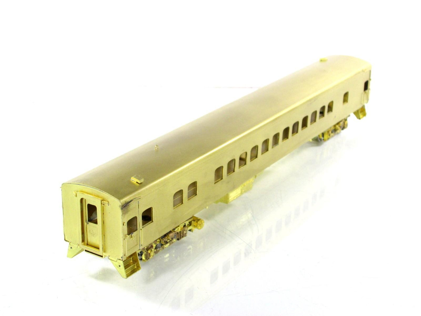 HO Scale BRASS ***MILWAUKEE ROAD HIAWATHA*** Coach #4401-4440 - Overland Models