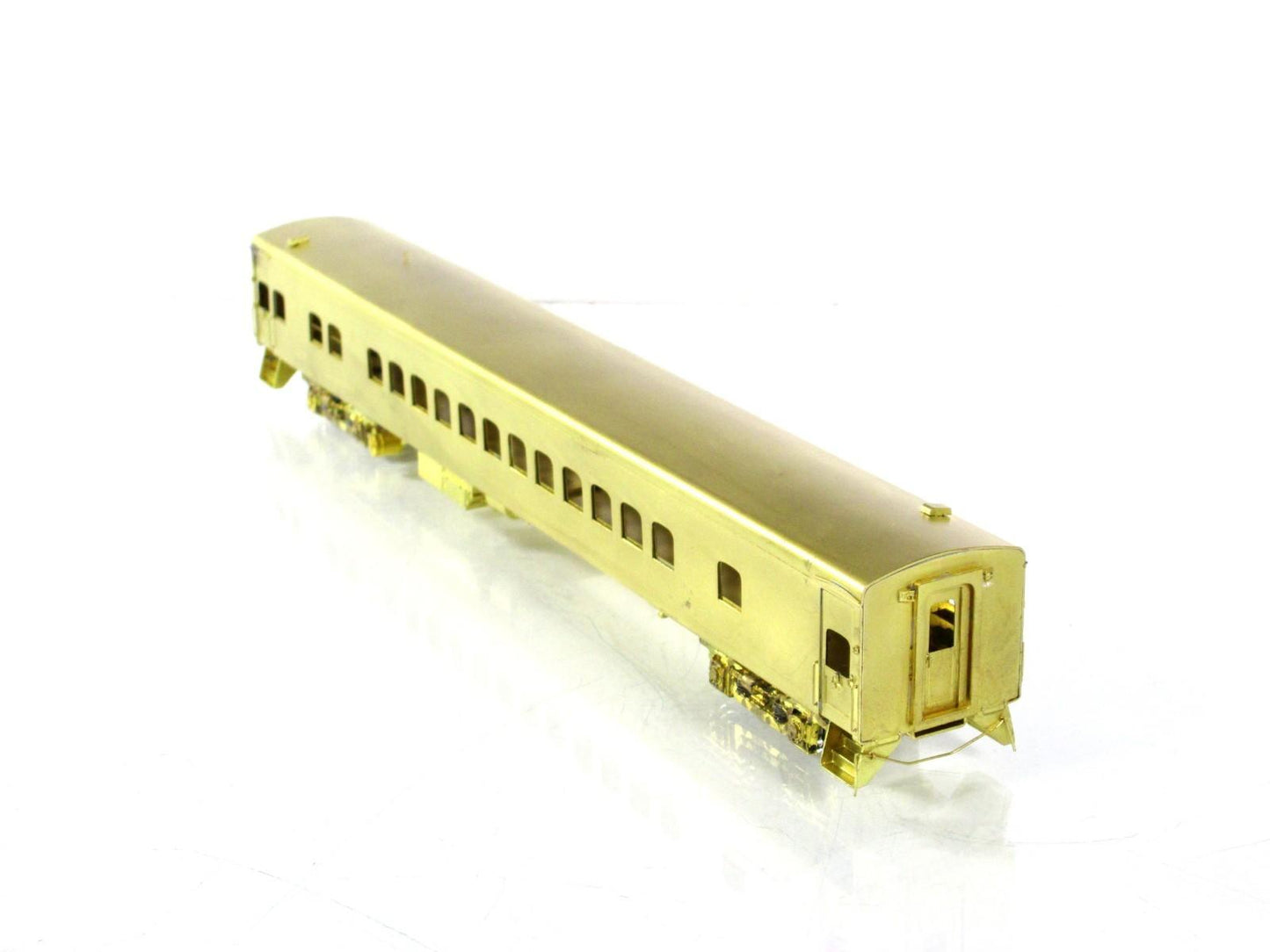 HO Scale BRASS ***MILWAUKEE ROAD HIAWATHA*** Coach #4401-4440 - Overland Models