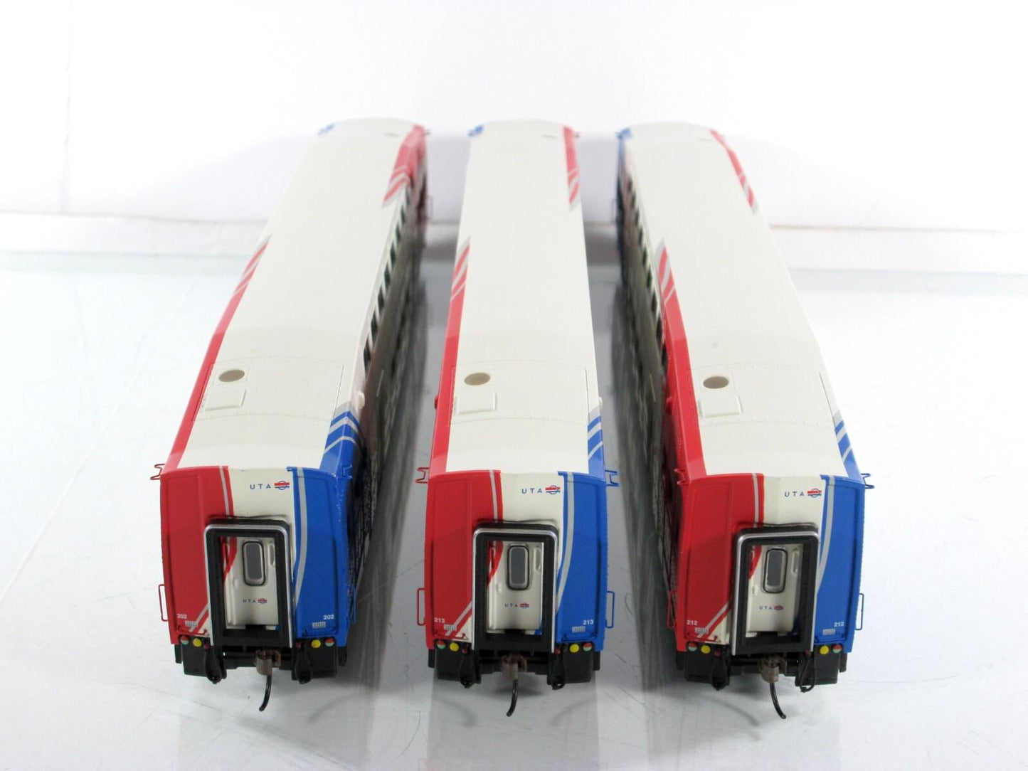 HO Scale **UTAH FRONTRUNNER** Bombardier Set #202,212,213 - Athearn 25970 **RARE