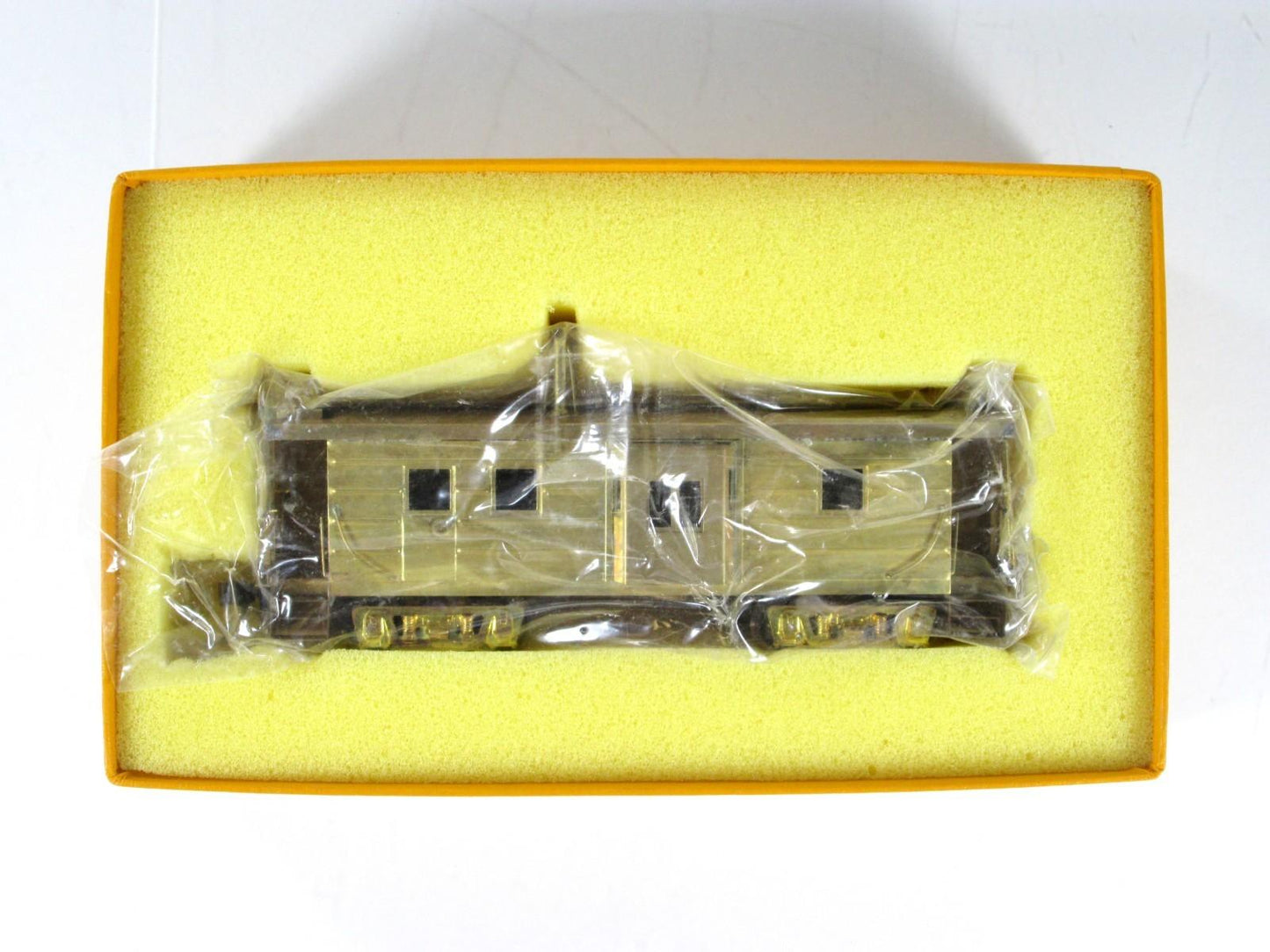 HO Scale BRASS ***MILWAUKEE ROAD*** Bay Window Caboose --- Nickel Plate Products