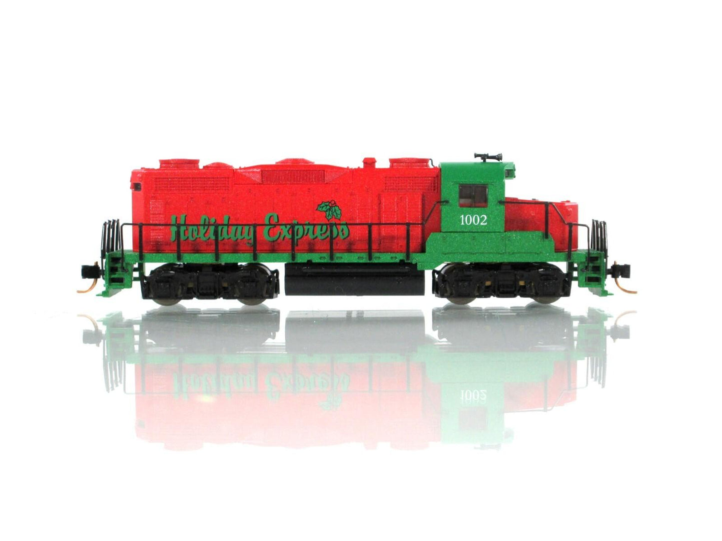 N Scale ***HOLIDAY EXPRESS*** Christmas GP-20 --- Micro Trains 98510016 **Read**