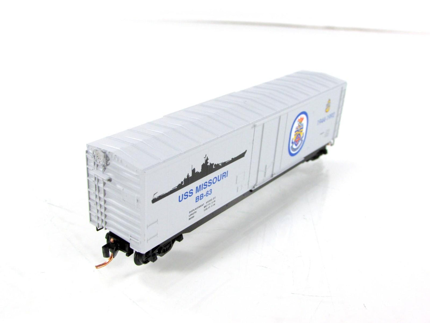 N Scale **WWII USS MISSOURI BATTLESHIP** Box Car, BB-63 -- Micro Trains 03800401
