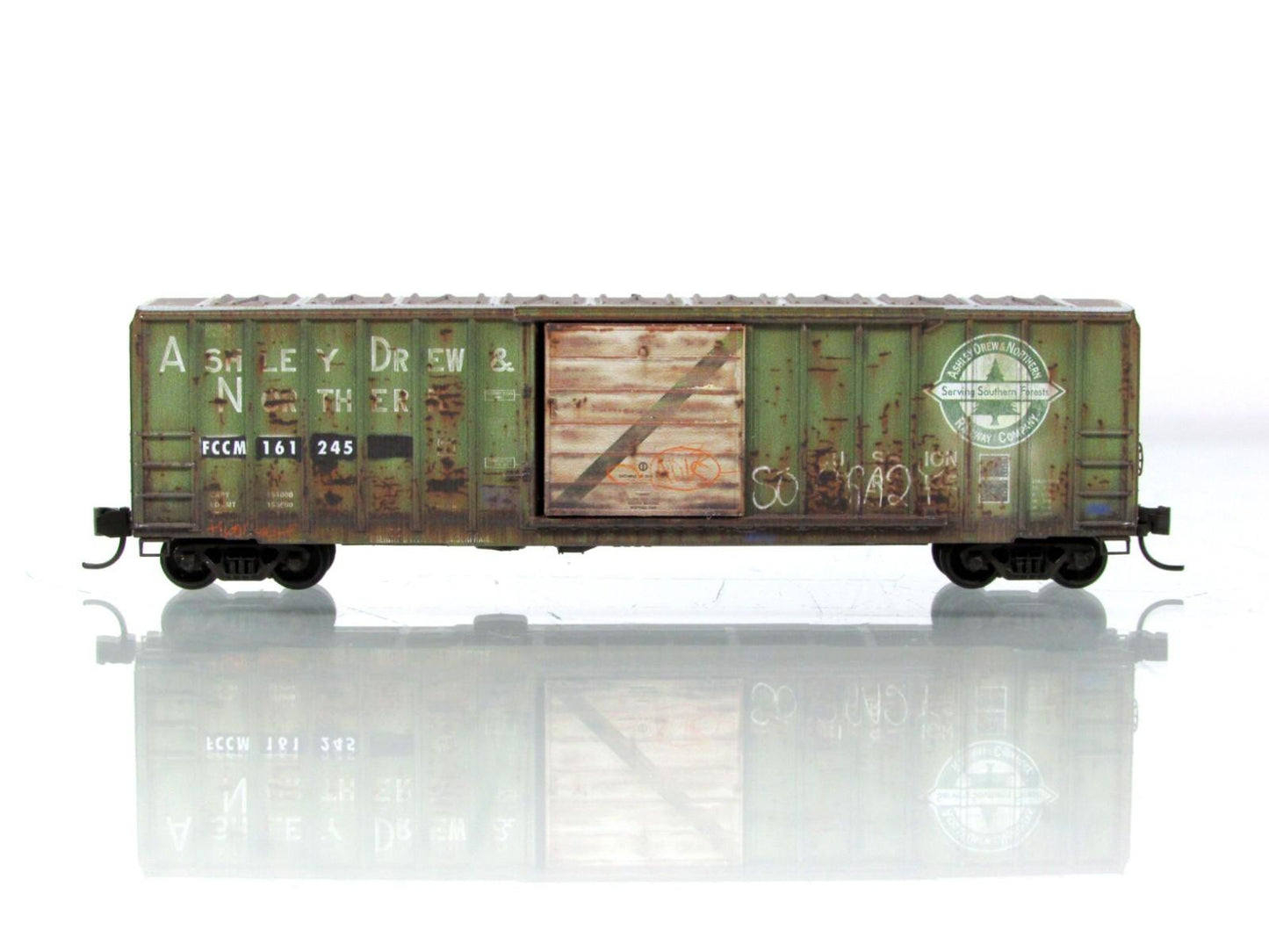 N Scale *ASHLEY DREW & N.* Graffiti Box Car, FCCM 161245 - Micro Trains 02544591
