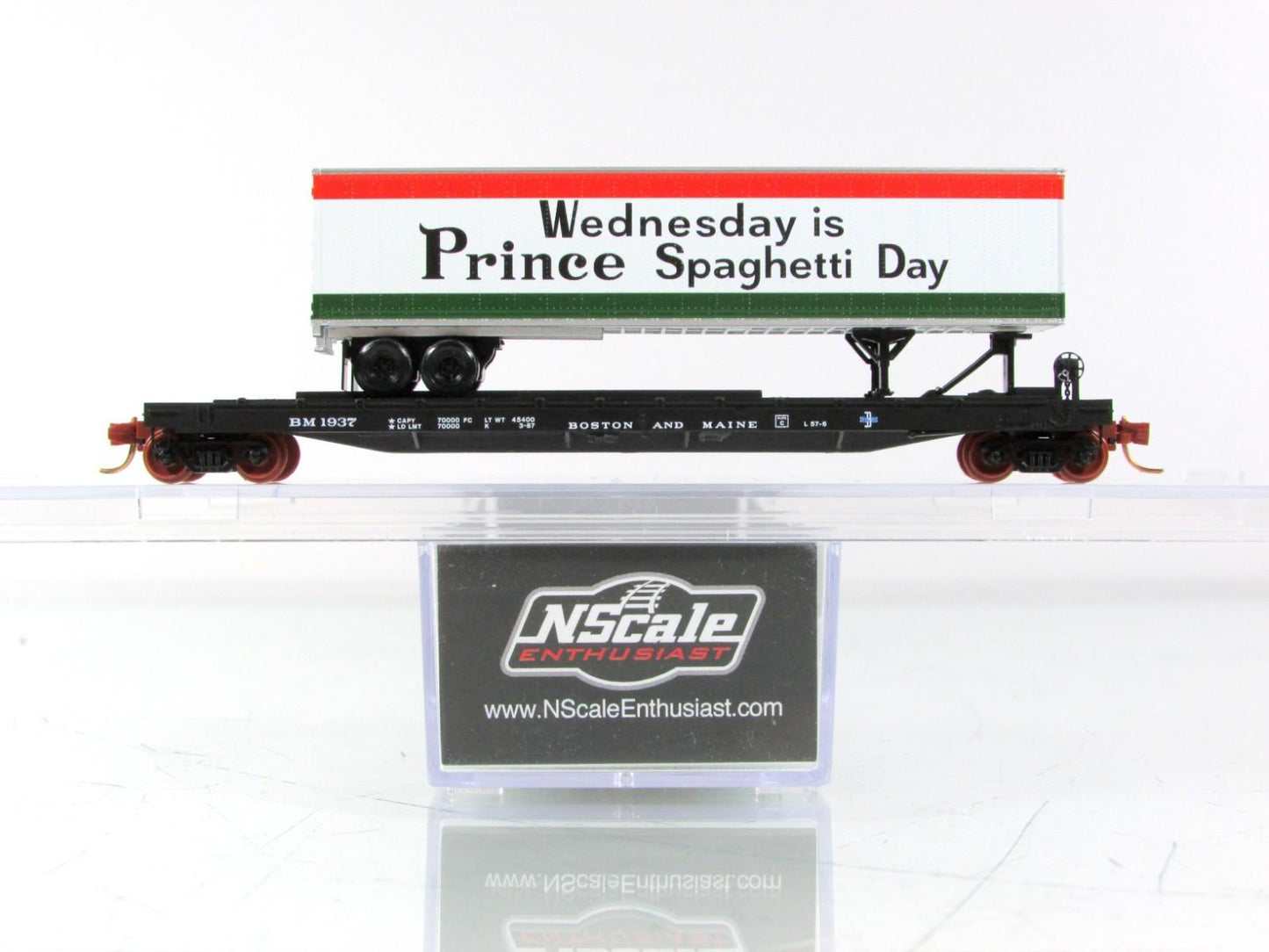 N Scale ***PRINCE SPAGHETTI DAY** Trailer on B&M Flat Car - Micro Trains Special