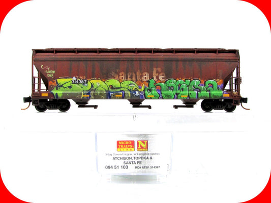 N Scale ***SANTA FE*** Weathered Graffiti Covered Hopper - Micro Trains 09451103