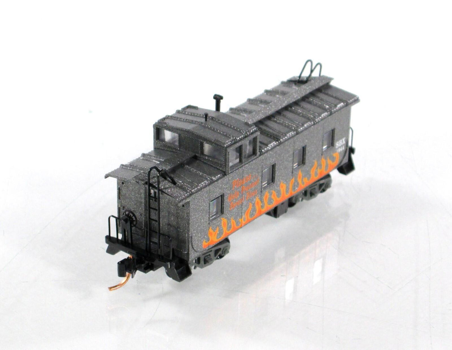 N Scale ***SMOKEY BEAR*** Forest Fire Prevention Caboose - Micro Trains 10000260
