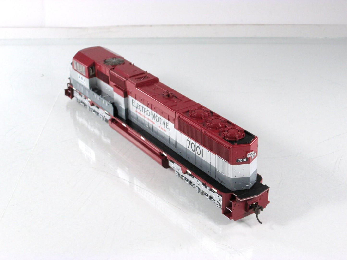 HO Scale **ELECTRO-MOTIVE** SD70M Demonstrator #7001 - Athearn 0G6117, DCC Ready