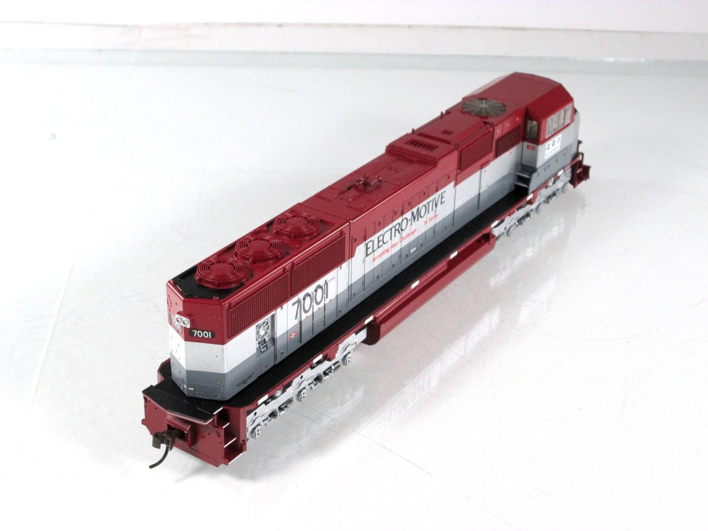 HO Scale **ELECTRO-MOTIVE** SD70M Demonstrator #7001 - Athearn 0G6117, DCC Ready