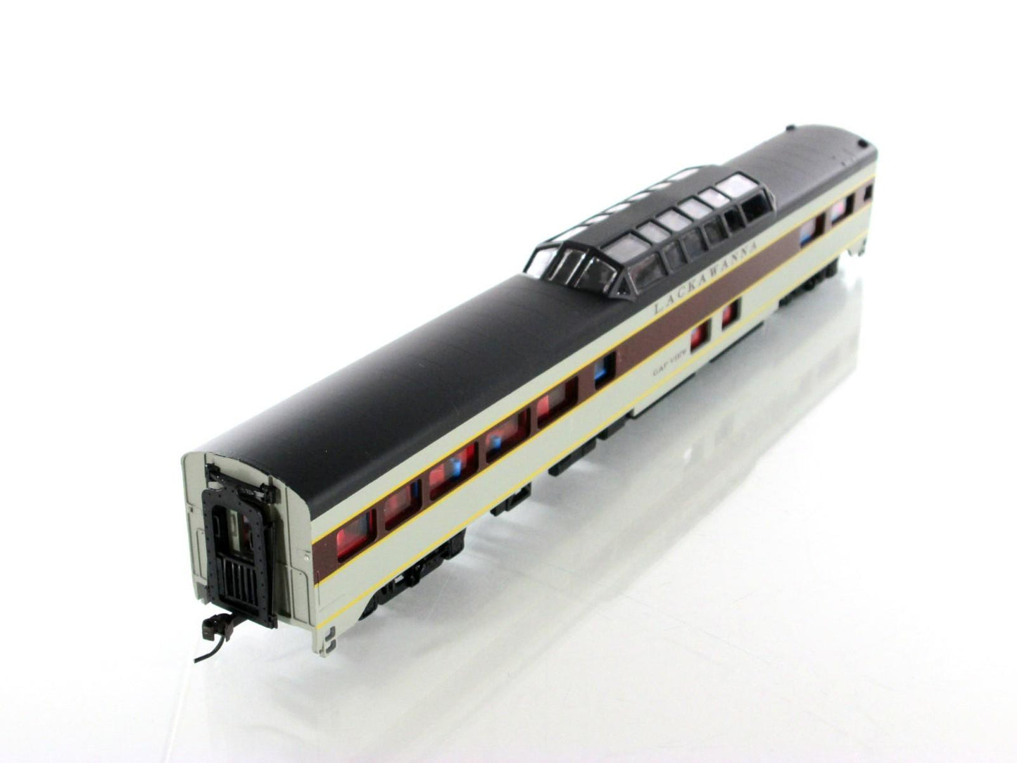 HO Scale *LACKAWANNA*  Passenger 8-Set - IHC 48148 50417, Knuckle Cpl, Interiors