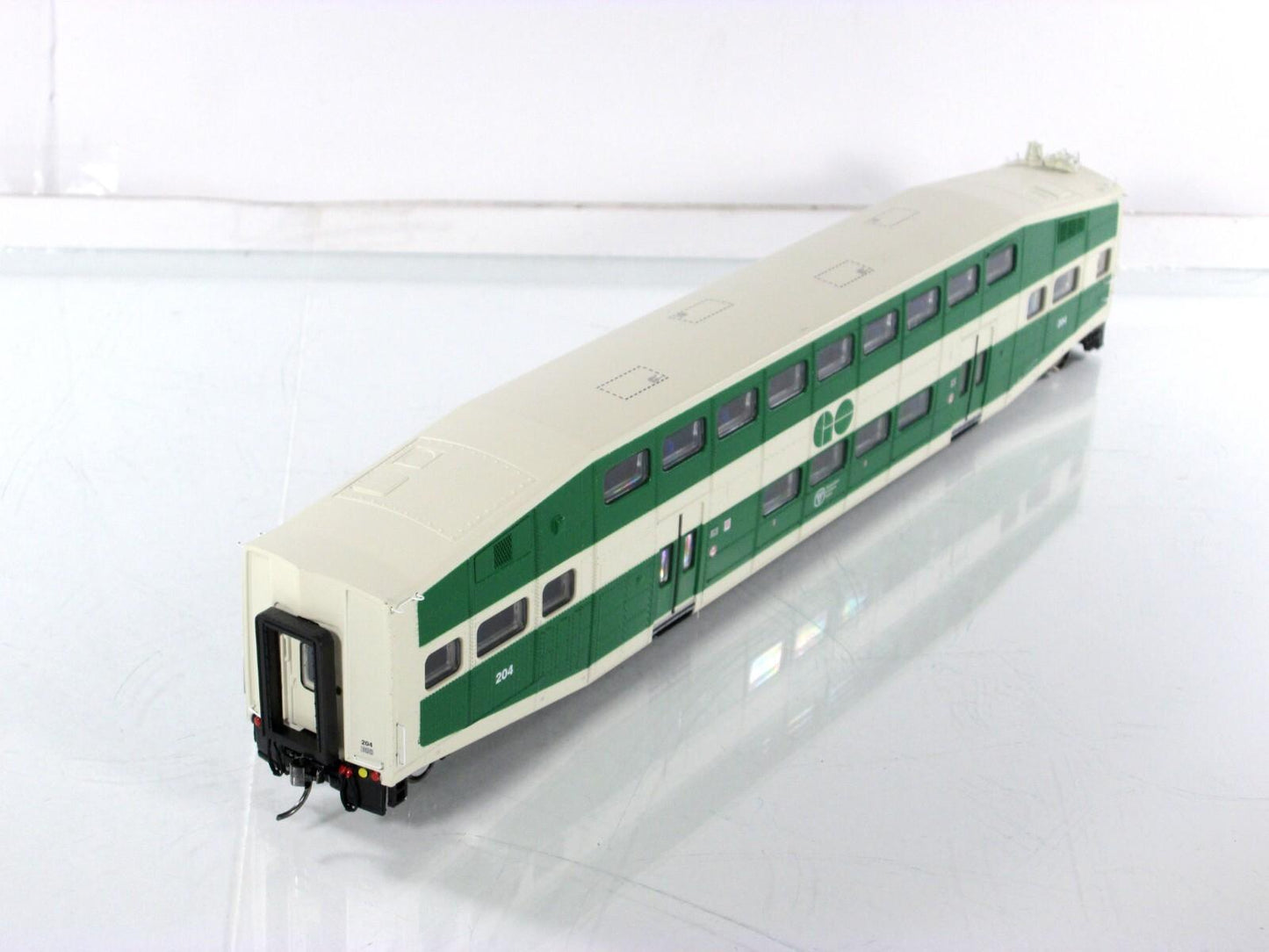 HO Scale **GO TRANSIT** Bombardier Passenger Control Car #204 - Athearn ATH25525