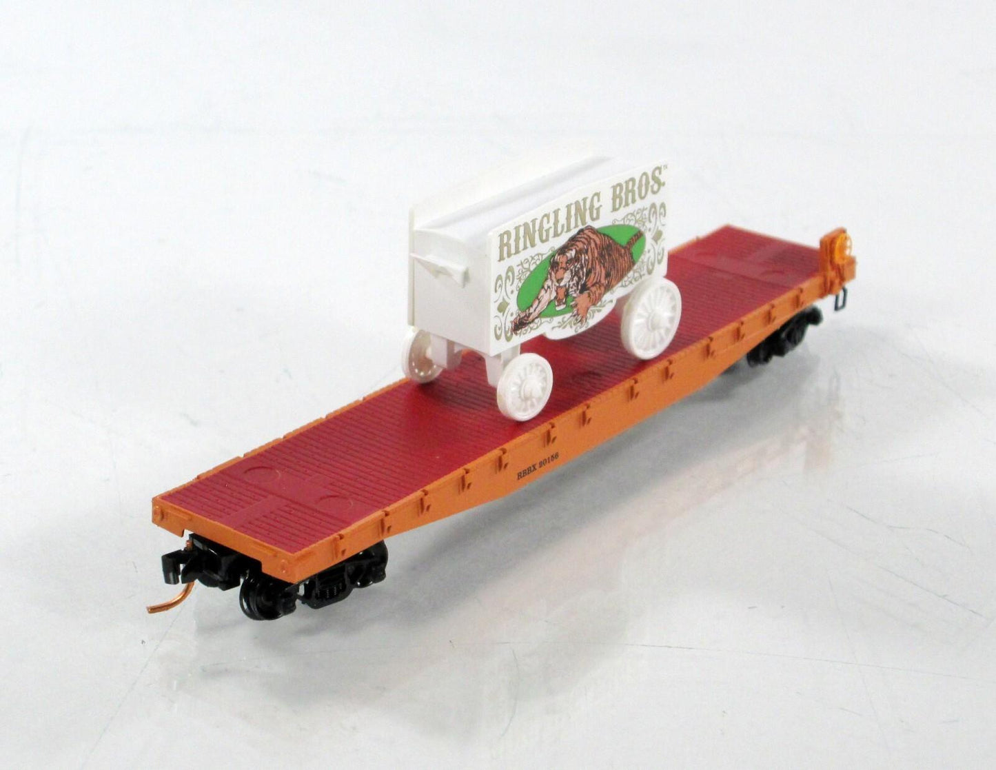N Scale **RINGLING Bros** Circus Wagon on Flat Car #20156 -Micro Trains 04500371