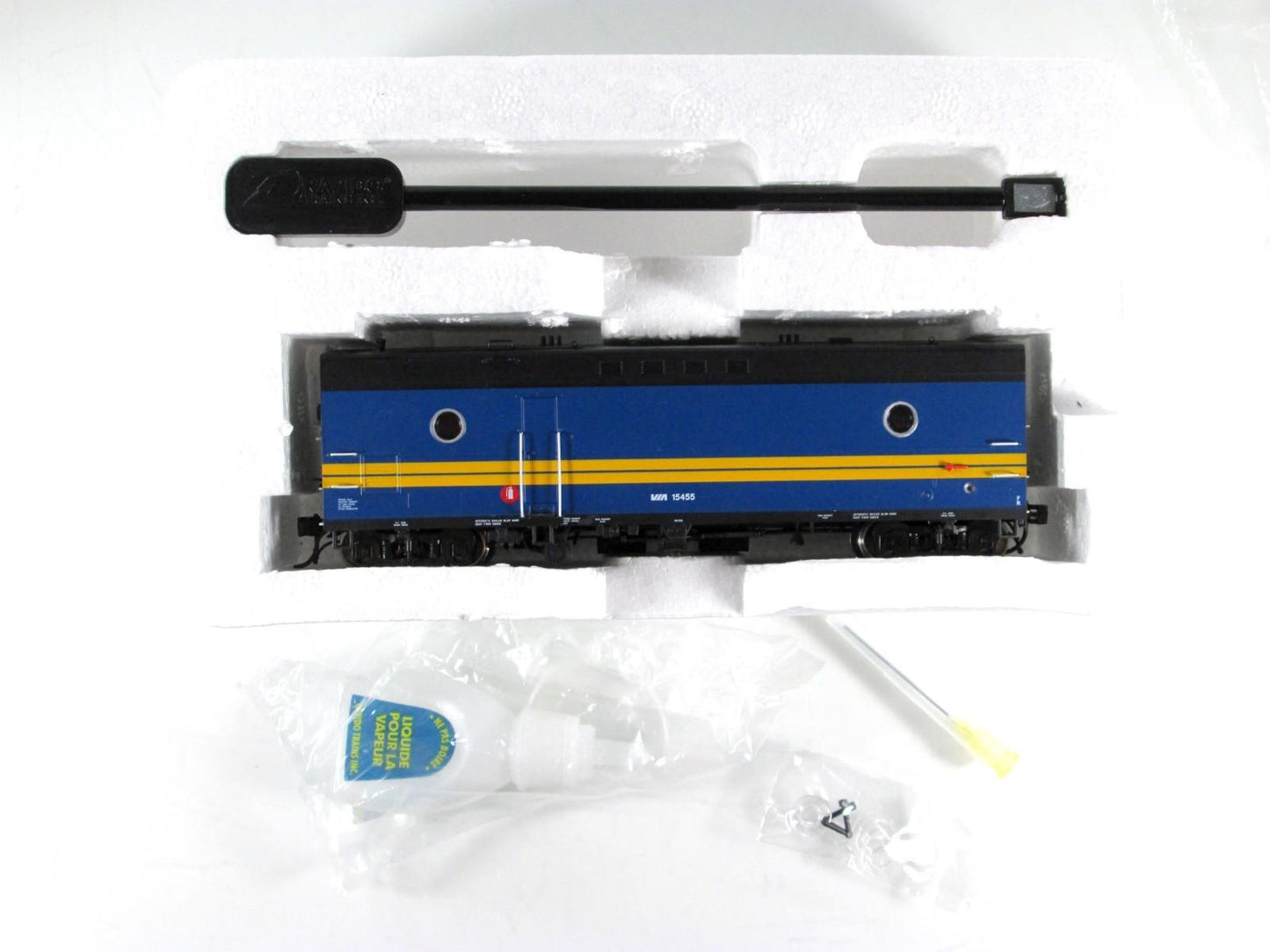 HO Scale ***VIA RAIL CANADA*** Steam Generator #15455 - Rapido 107100