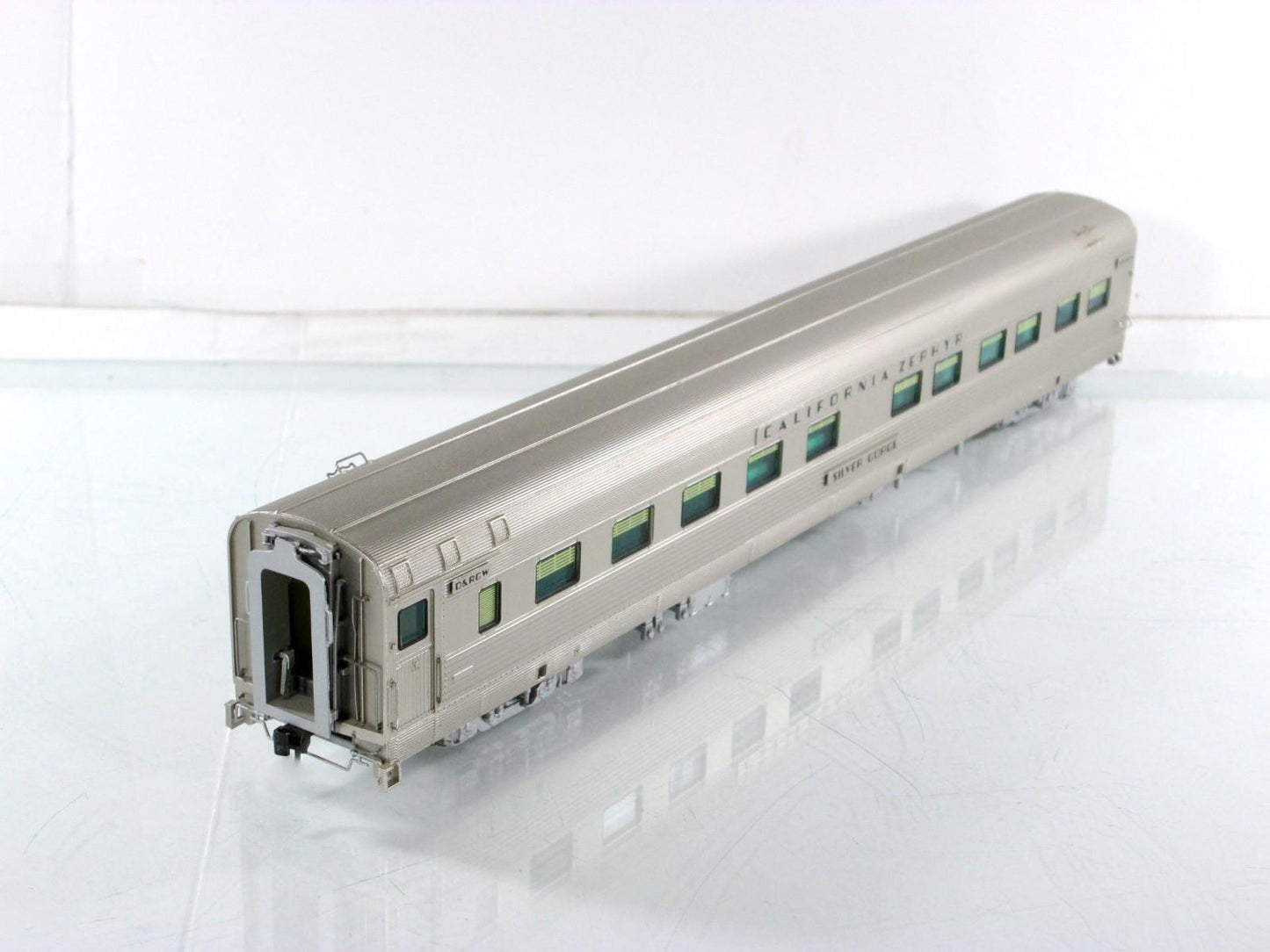 HO Scale ***DRGW CA ZEPHYR*** SILVER GORGE Sleeper 1132 - Broadway 519, Lighted