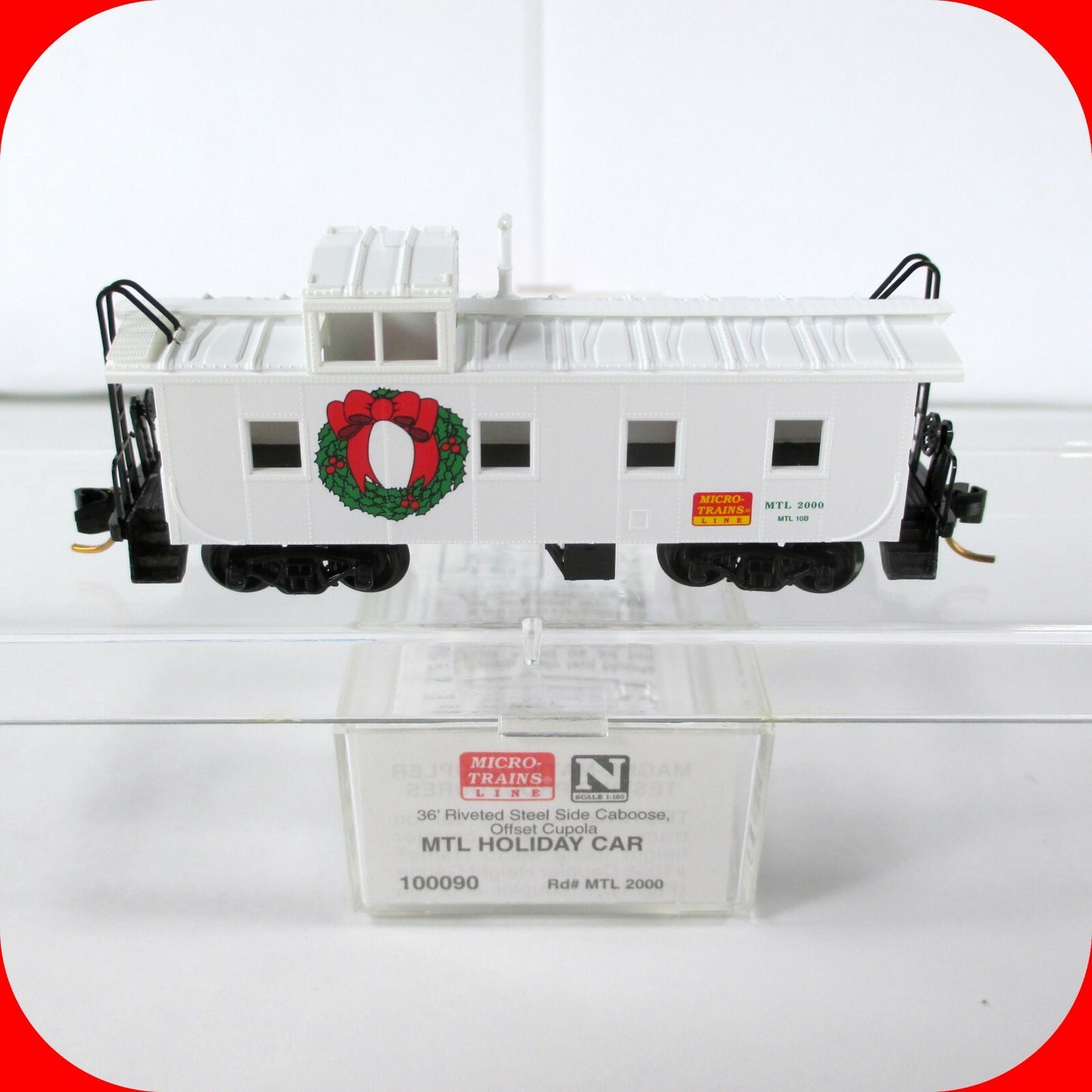 N Scale ***CHRISTMAS*** Holiday Wreath Caboose - MTL 2000 -- Micro Trains 100090