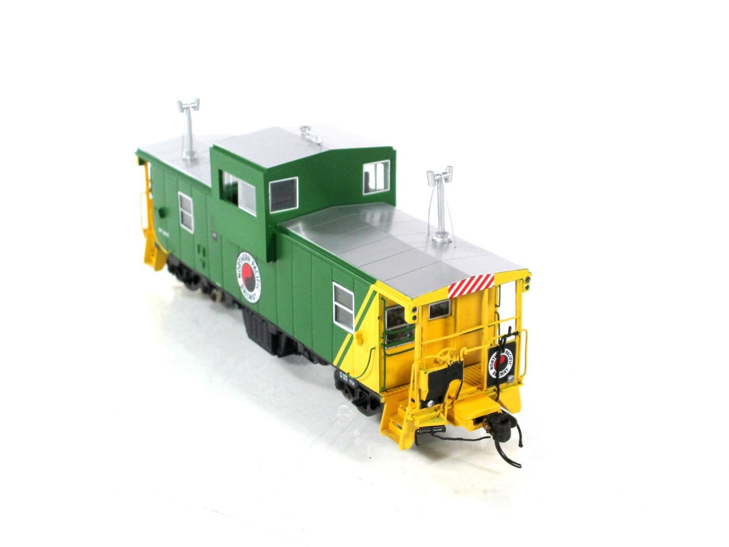 HO Scale **NORTHERN PACIFIC** Wide-Vision Caboose #10412 - Rapido 110050 *Lights
