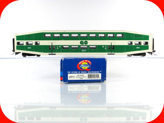 HO Scale ***GO TRANSIT*** Bombardier Passenger Coach Car #2024 --- Athearn 25711