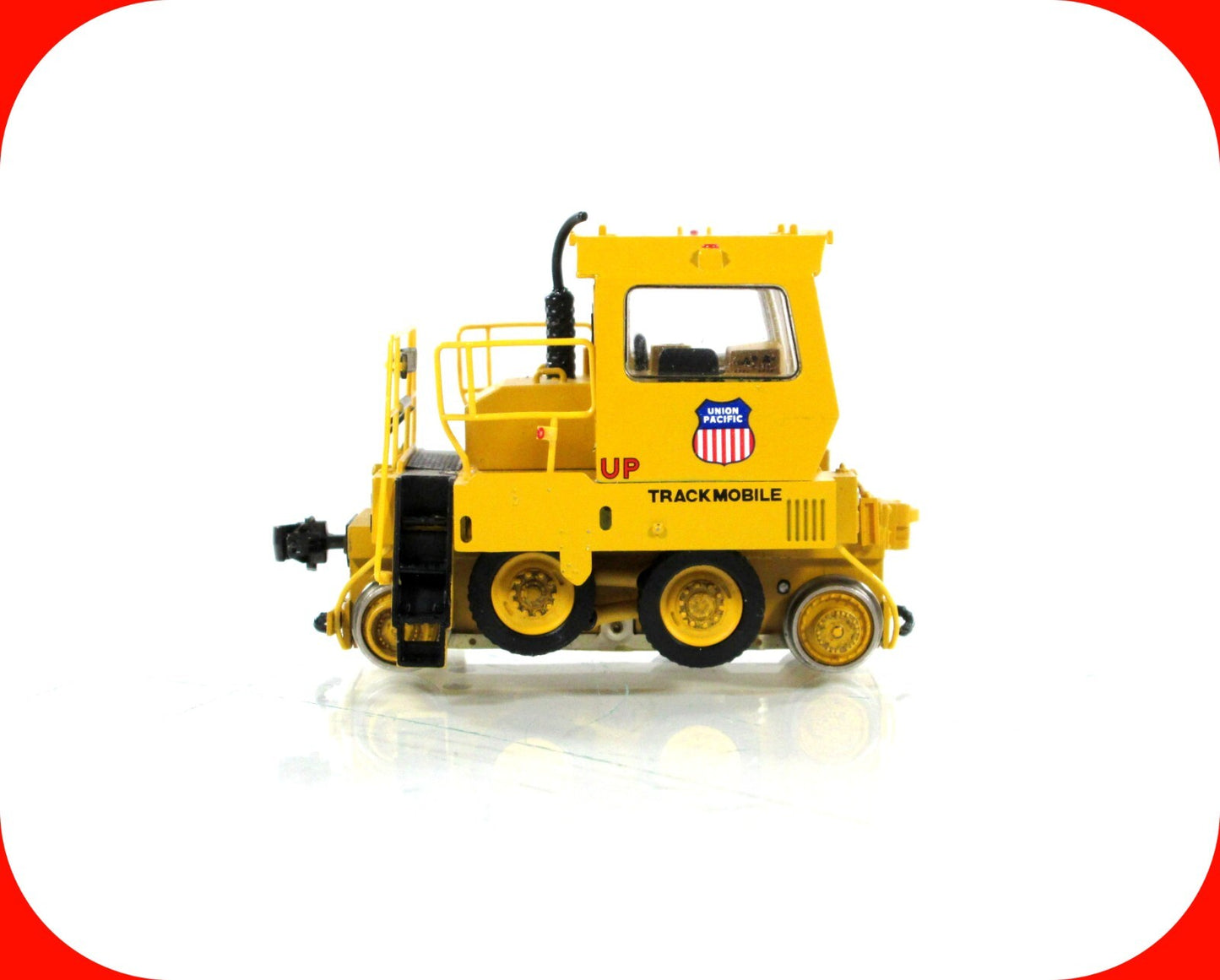 HO Scale **UNION PACIFIC** Trackmobile Switcher Locomotive - Broadway 6018 w/DCC