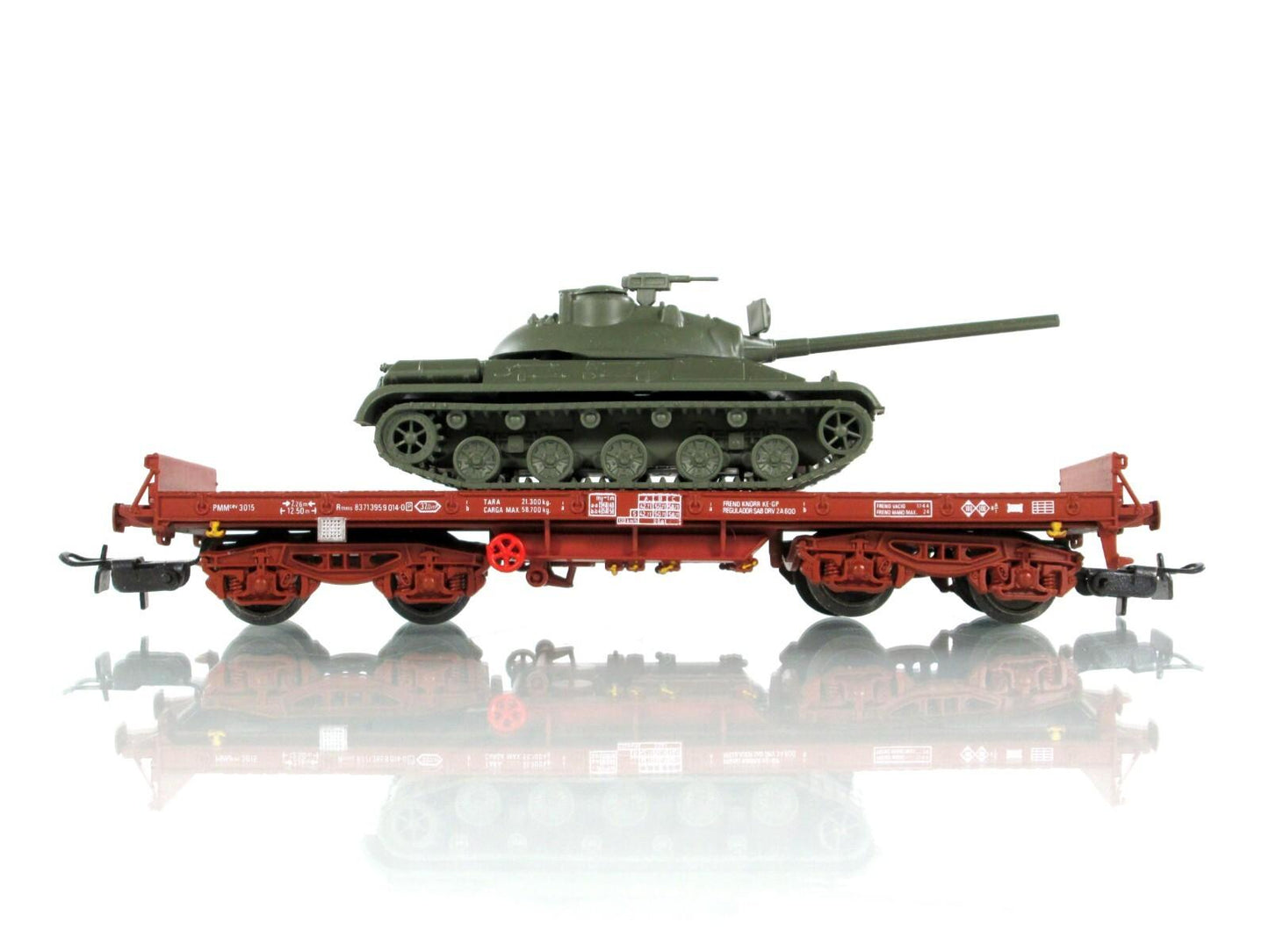 HO Scale ***FRENCH ARMY AMX30 TANK*** on  Flat Car ----- Electrotren 5141 **RARE