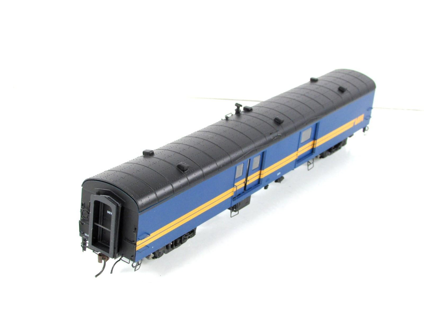 HO Scale ***VIA RAIL CANADA*** Baggage Express #9616 ---- Rapido 106002, Lighted