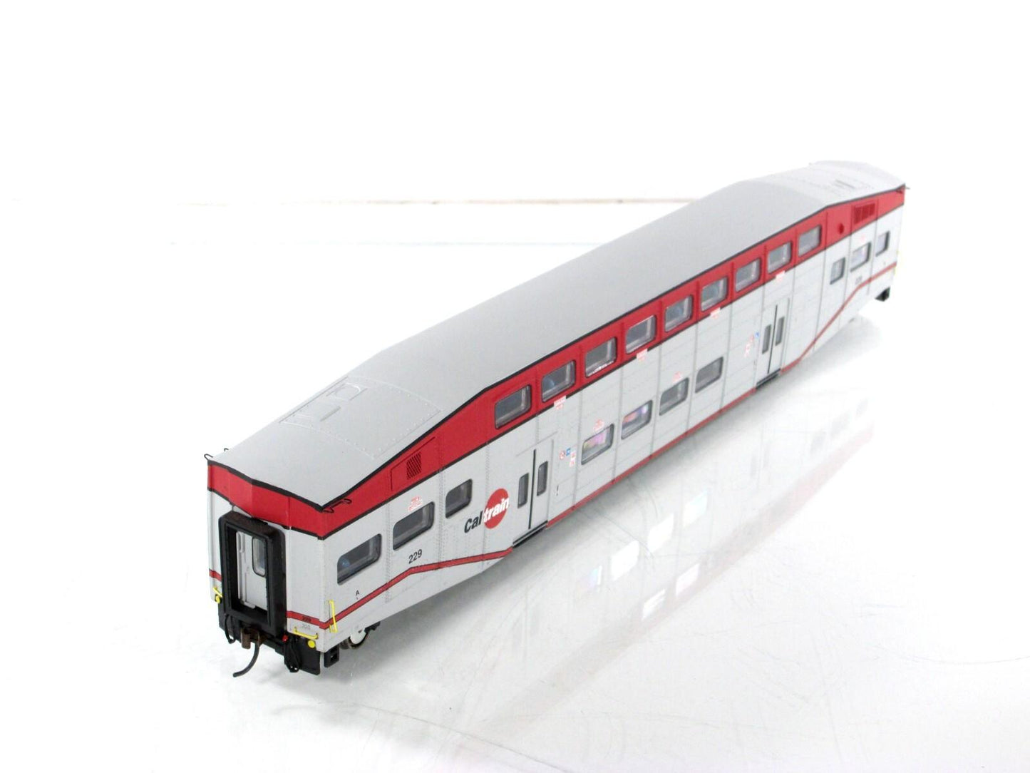 HO Scale ***CALTRAIN*** Bombardier Commuter Coach Car #229 - Athearn 25731 *RARE