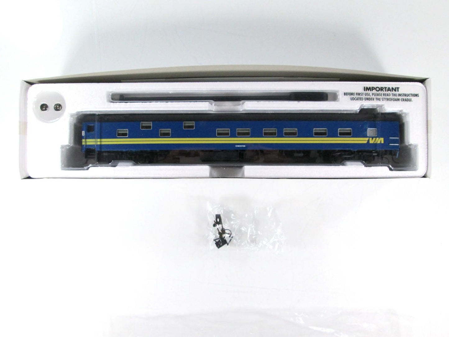HO Scale ***VIA RAIL CANADA*** Sleeper *Edmonton* #1114 - Rapido 101002, Lighted