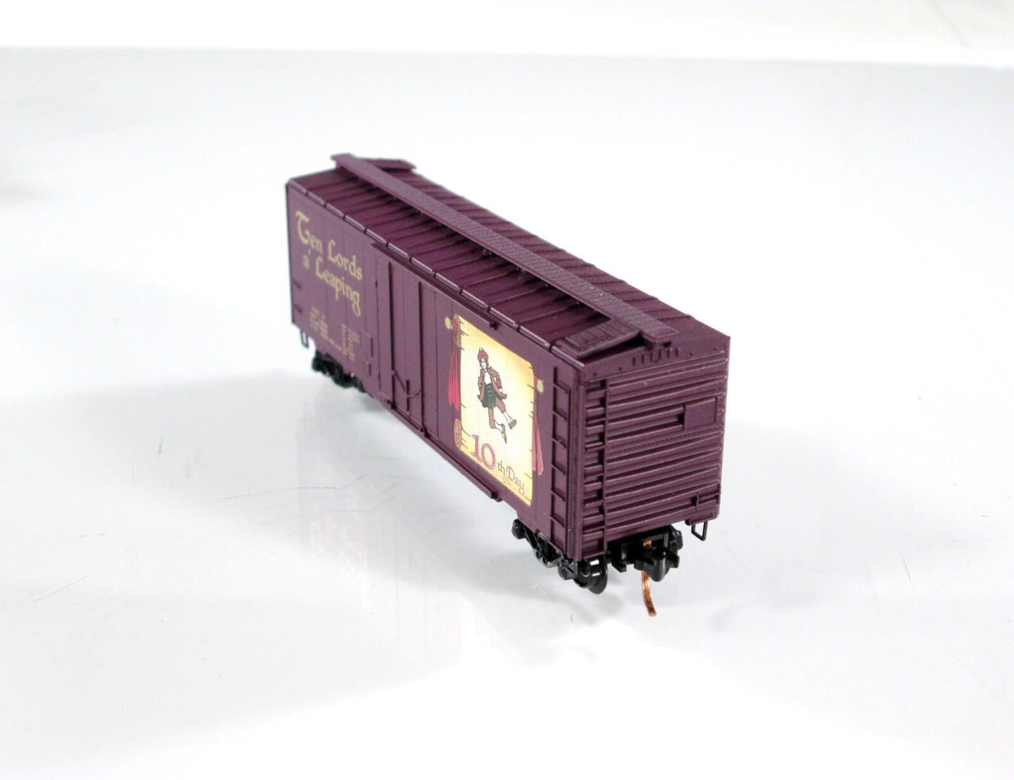 N Scale **TEN LORDS LEAPING** 12 Days Christmas Box Car ---Micro Trains 02100510