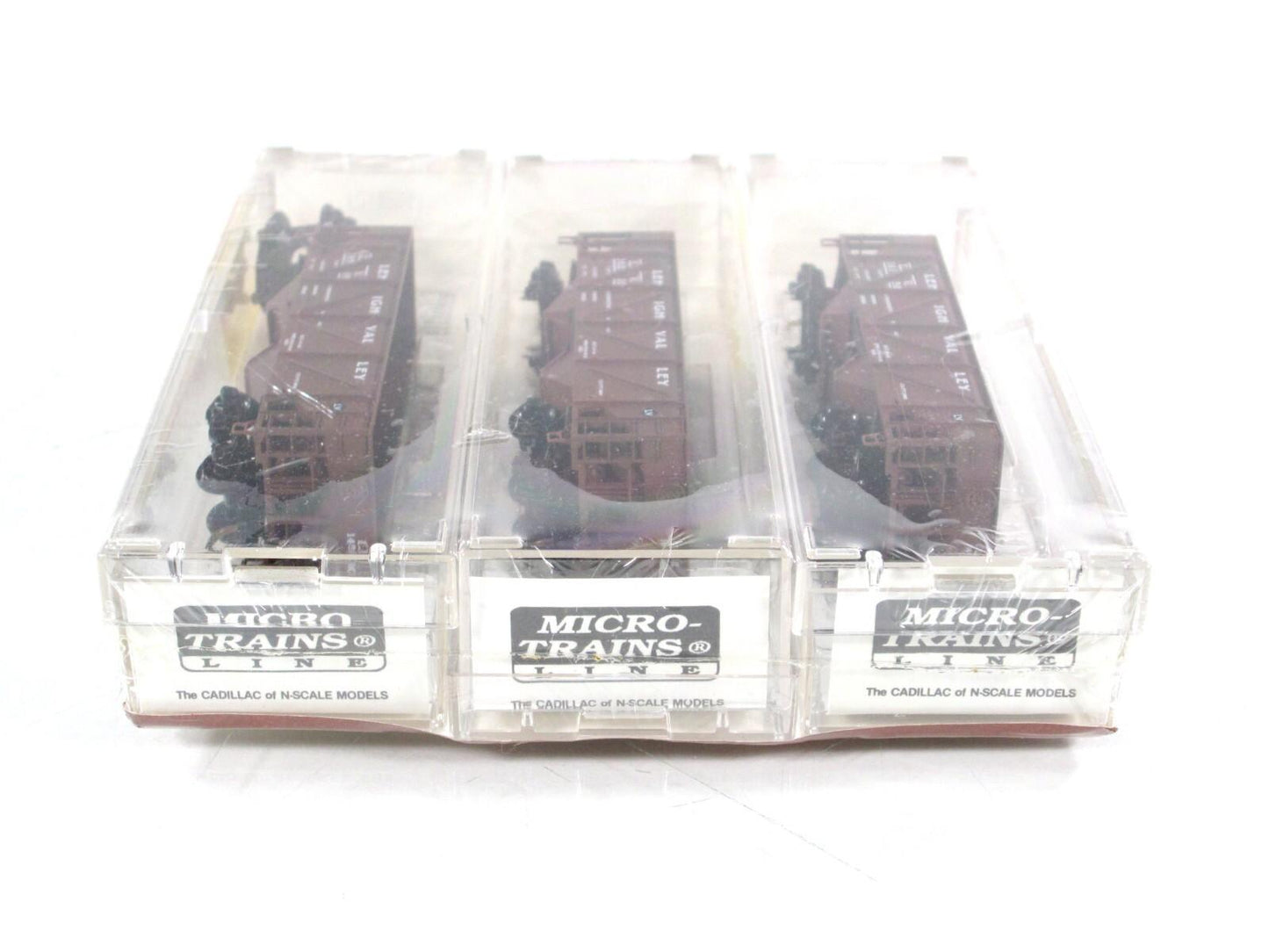 N Scale ***LEHIGH VALLEY*** 33' Twin-Bay Coal Hopper 3-Pack - Micro Trains 57032
