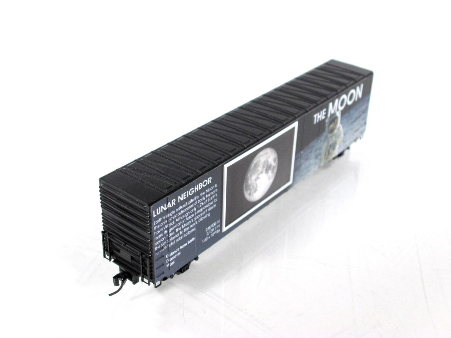 N Scale **The Moon** Solar System Series Box Car - Micro Trains 10200840 LIGHTED