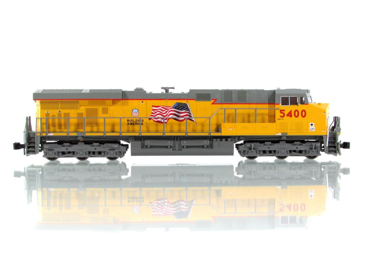 N Scale **UNION PACIFIC** ES44AC, US Flag #5400 - Kato 176-8954-LS, DCC LokSound