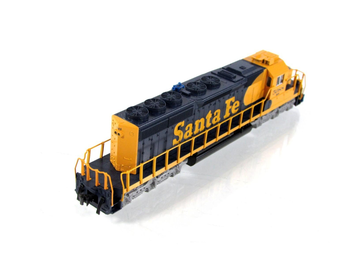 N Scale ***SANTA FE** SD40-2 Diesel Locomotive, ATSF 5088 - Kato 176-8210 w/ DCC
