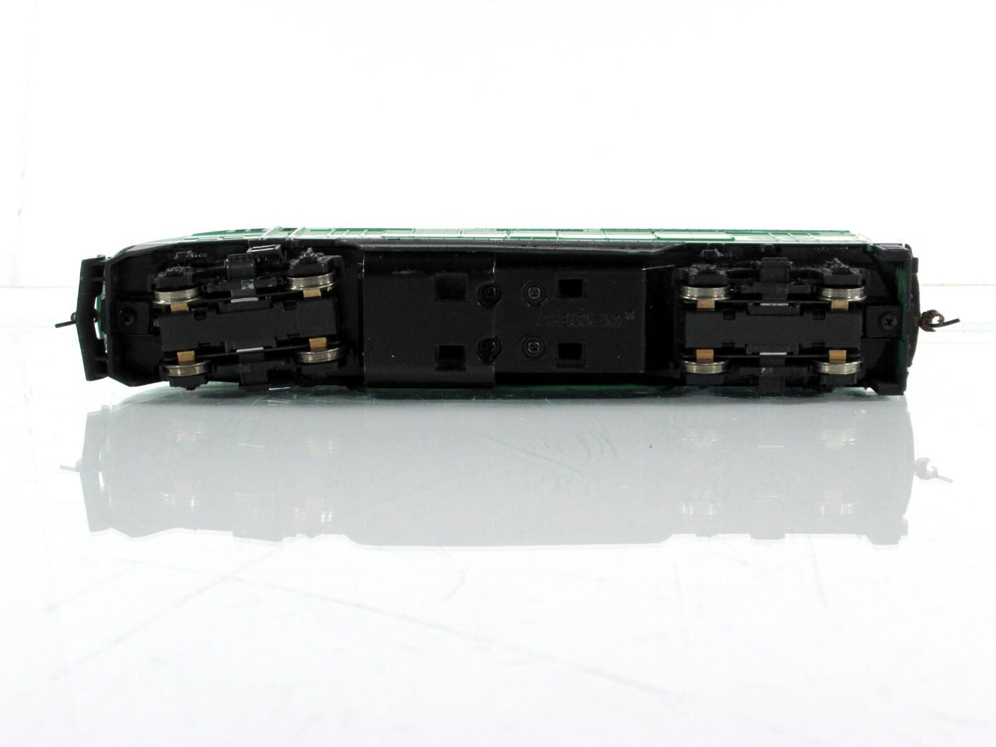 HO Scale **GO TRANSIT** F59PHI #617, Cars #202,2015,2020 -Athearn 25991, DCC Rdy