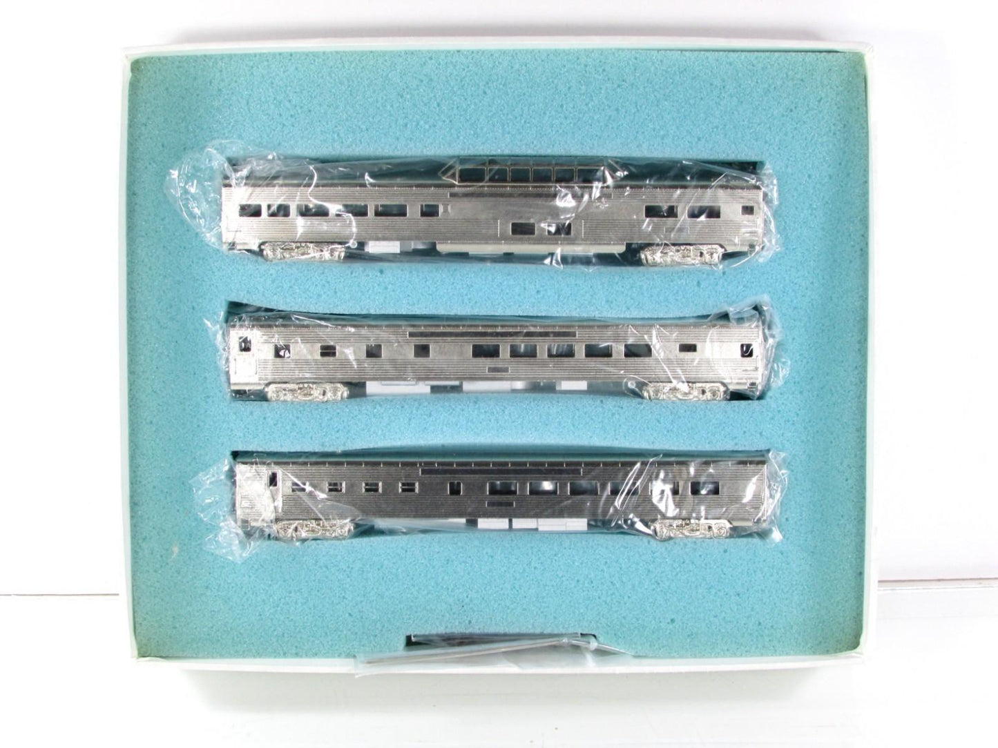 N Scale *SANTA FE* 1951 Super Chief Dome-Diner-Dorm Set - PECOS RIVER BRASS 1863