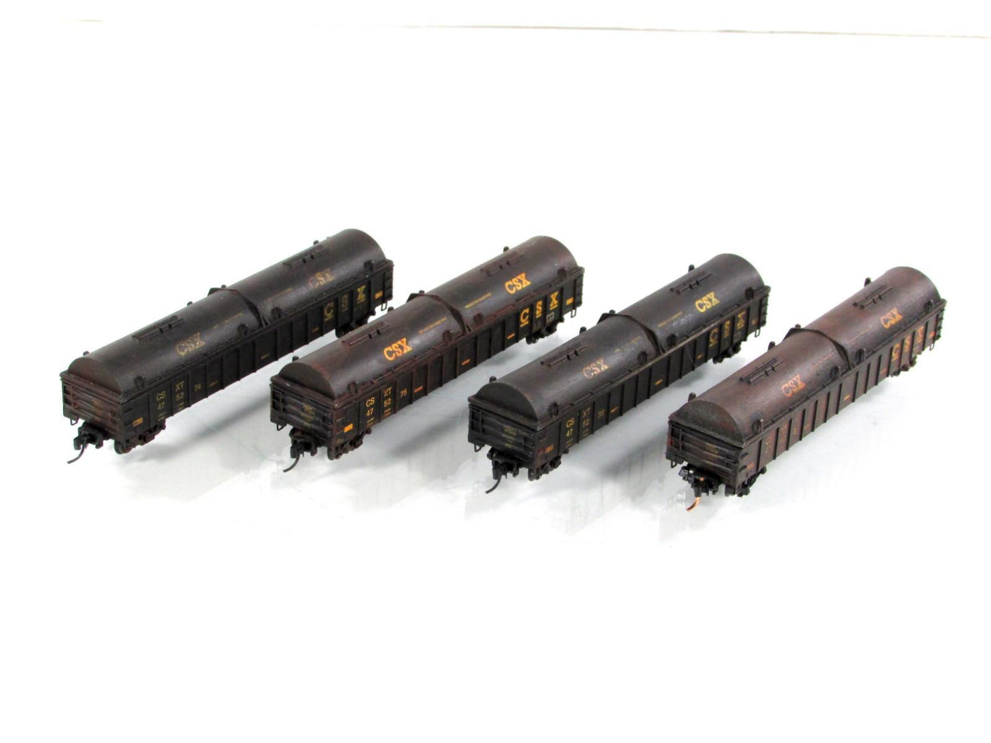 N Scale ***CSX*** Weathered Coil Steel Gondola 4-Pack ---- Micro Trains 99300173