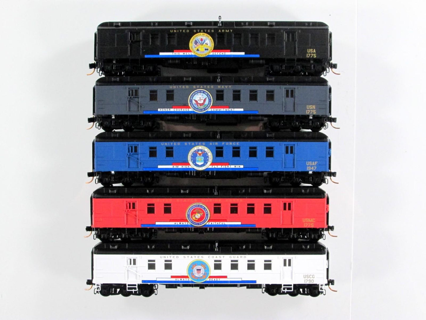 N Scale **VETERAN'S TRIBUTE** RPO Passenger 5-Set - Micro Trains 99321140 **RARE