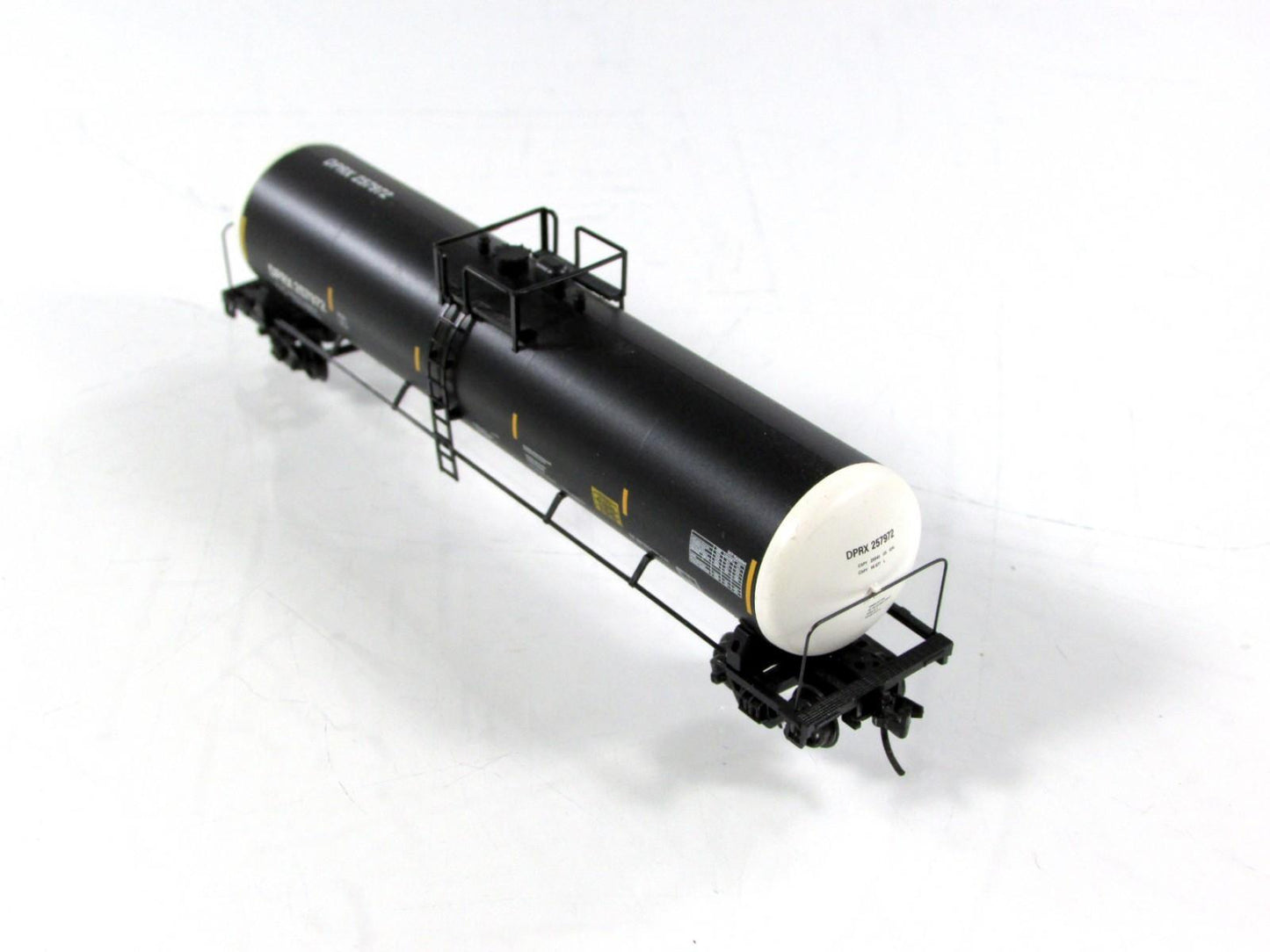 N Scale **DEEP ROCK** 56' General Service Tank Car 8-Pack -Micro Trains 99300821