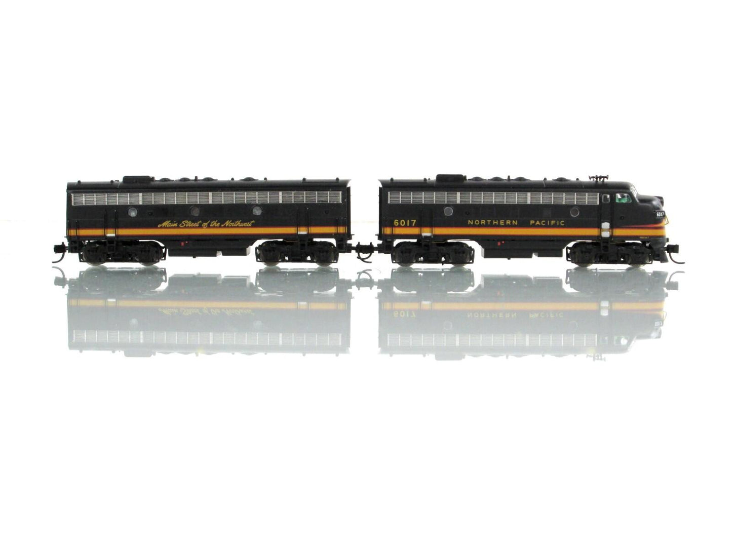 N Scale ***NORTHERN PACIFIC*** F7 A/B #6017 -Intermountain 69214, 69714 *DCC Rdy