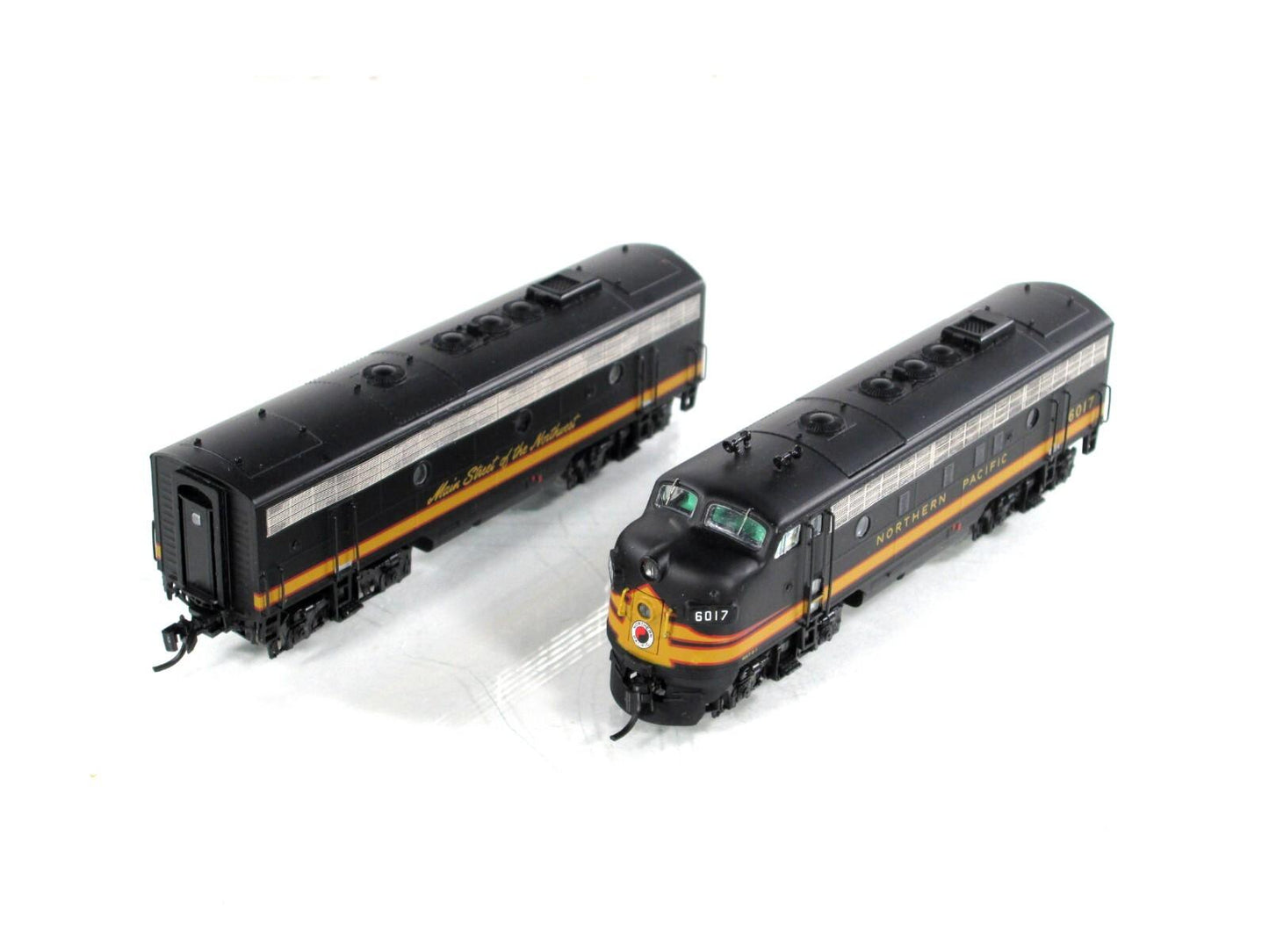 N Scale ***NORTHERN PACIFIC*** F7 A/B #6017 -Intermountain 69214, 69714 *DCC Rdy