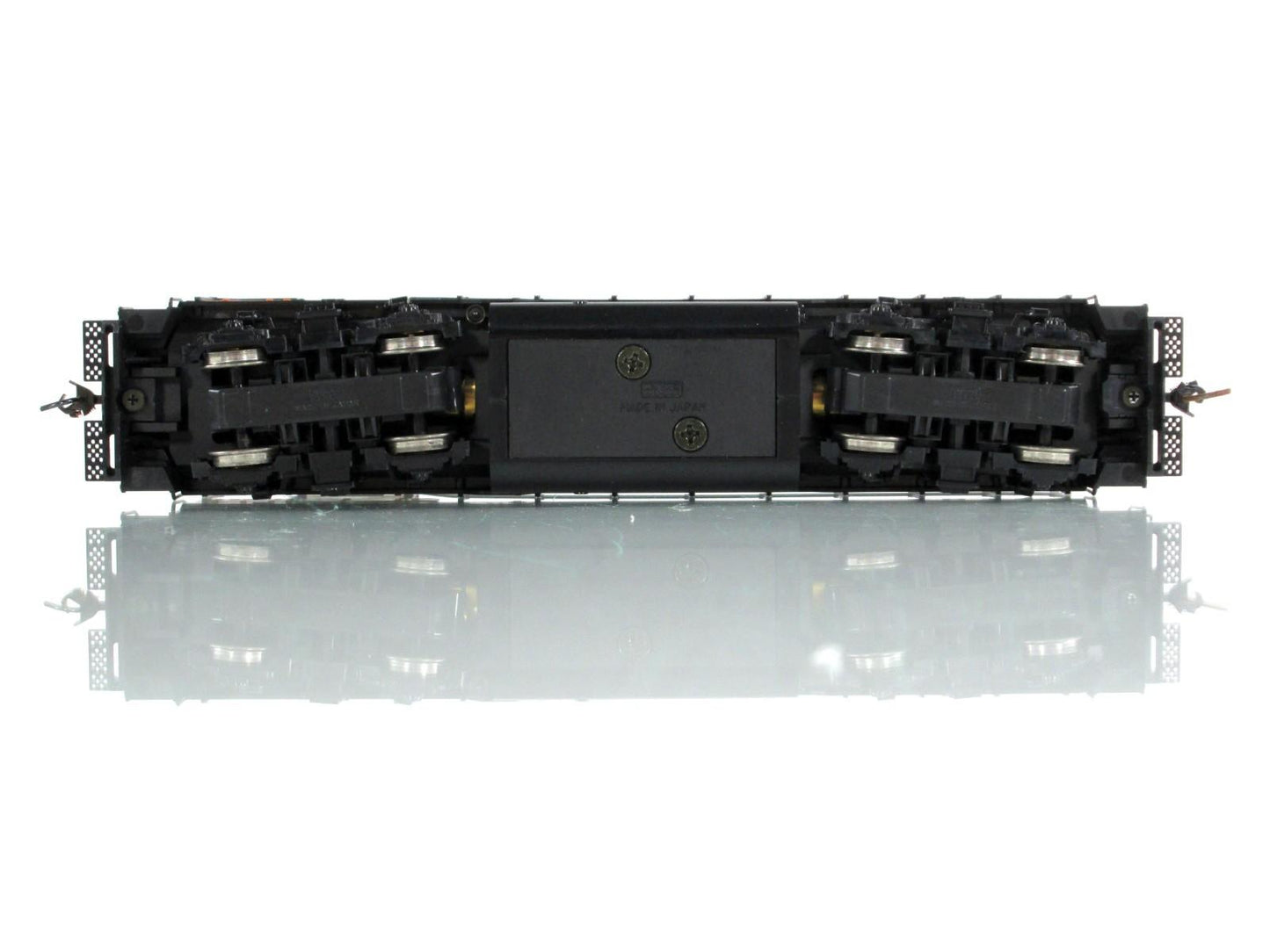 HO Scale ***GREAT NORTHERN*** SD35 Phase 1, GN 3006 -- Kato 37-3003, DCC Ready