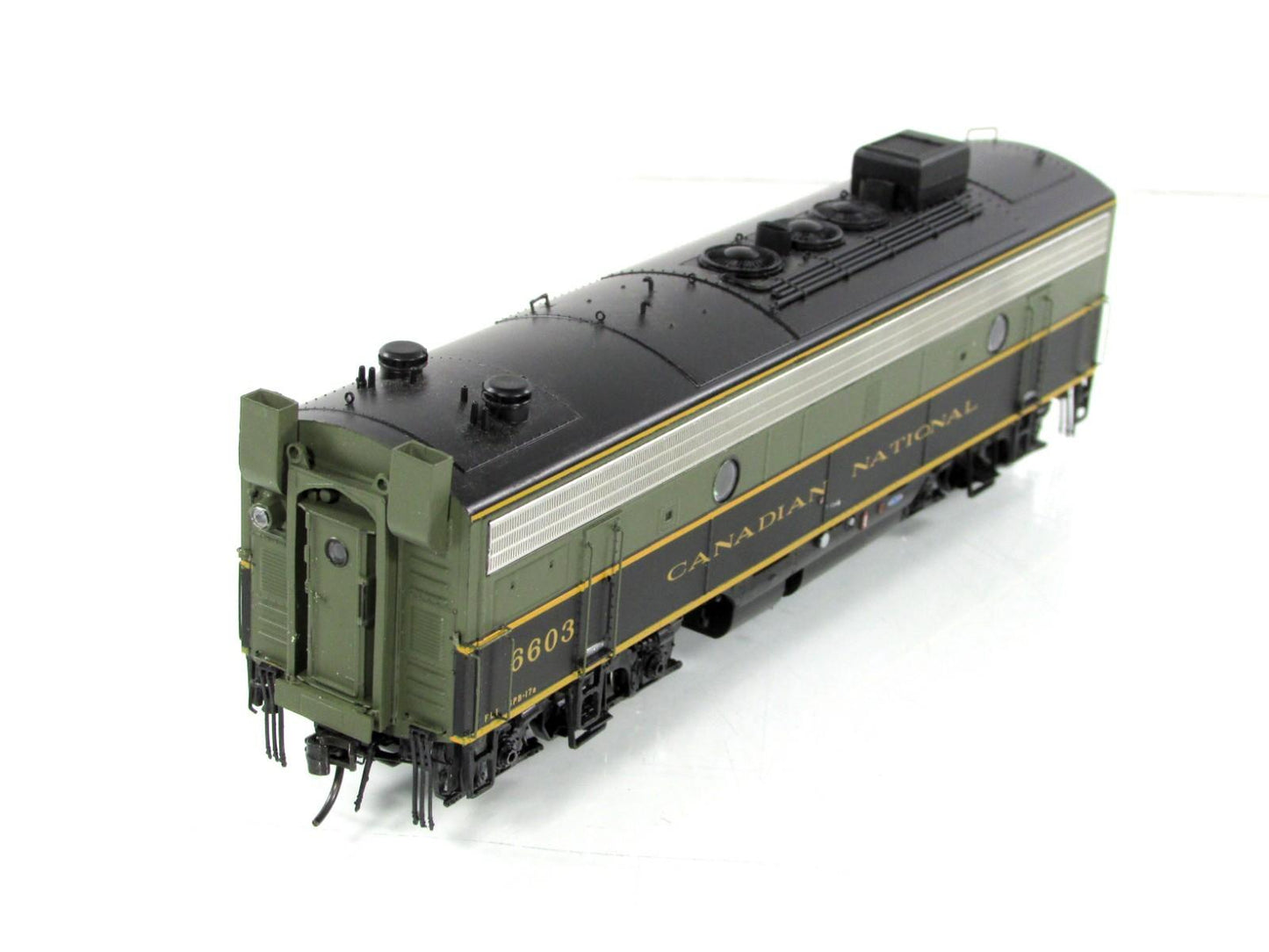 HO Scale ***CANADIAN NATIONAL*** F9B Locomotive #6603 - Rapido 221602, DCC Sound