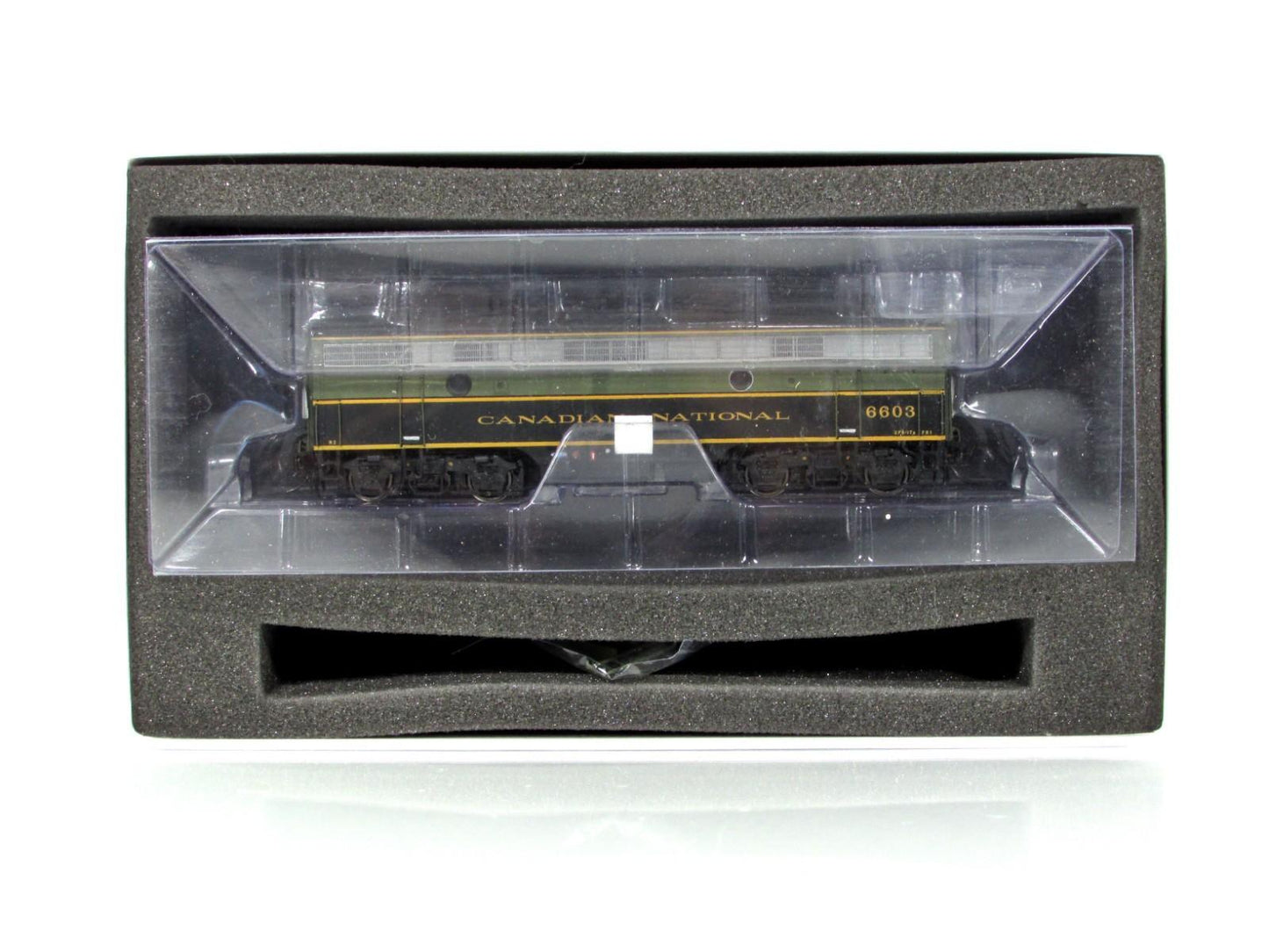 HO Scale ***CANADIAN NATIONAL*** F9B Locomotive #6603 - Rapido 221602, DCC Sound