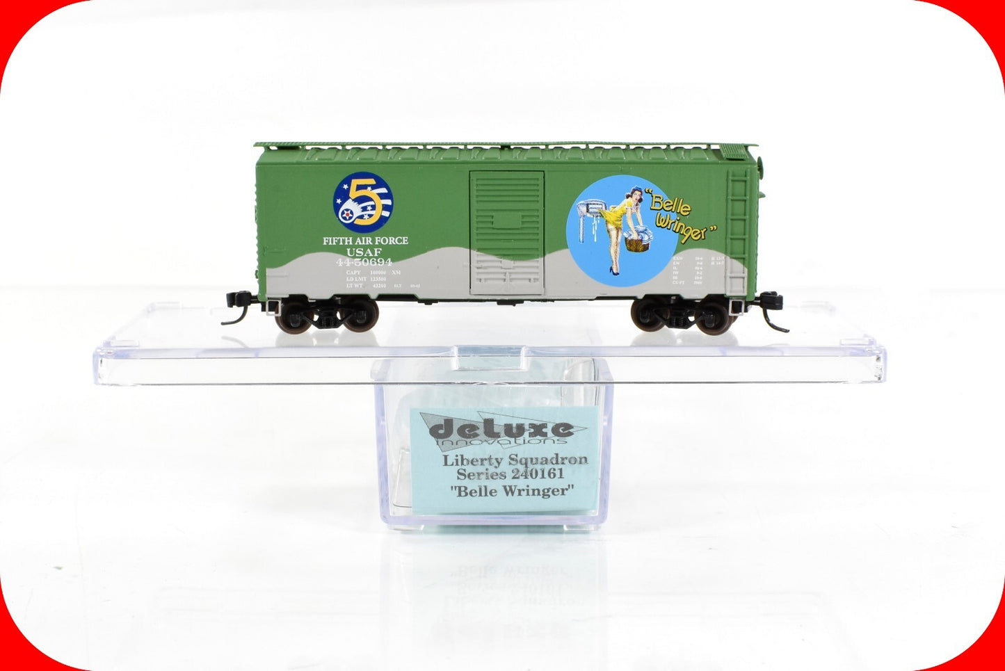 N Scale ***WWII USAF*** B-24 J Liberator "Belle Wringer" Box Car - DELUXE 240161