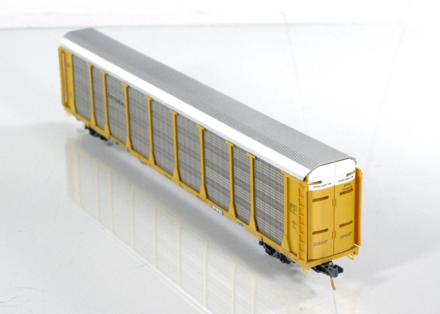 N Scale ***FERROMEX*** 89' Weathered, Graffiti Auto Rack - Micro Trains 11144190