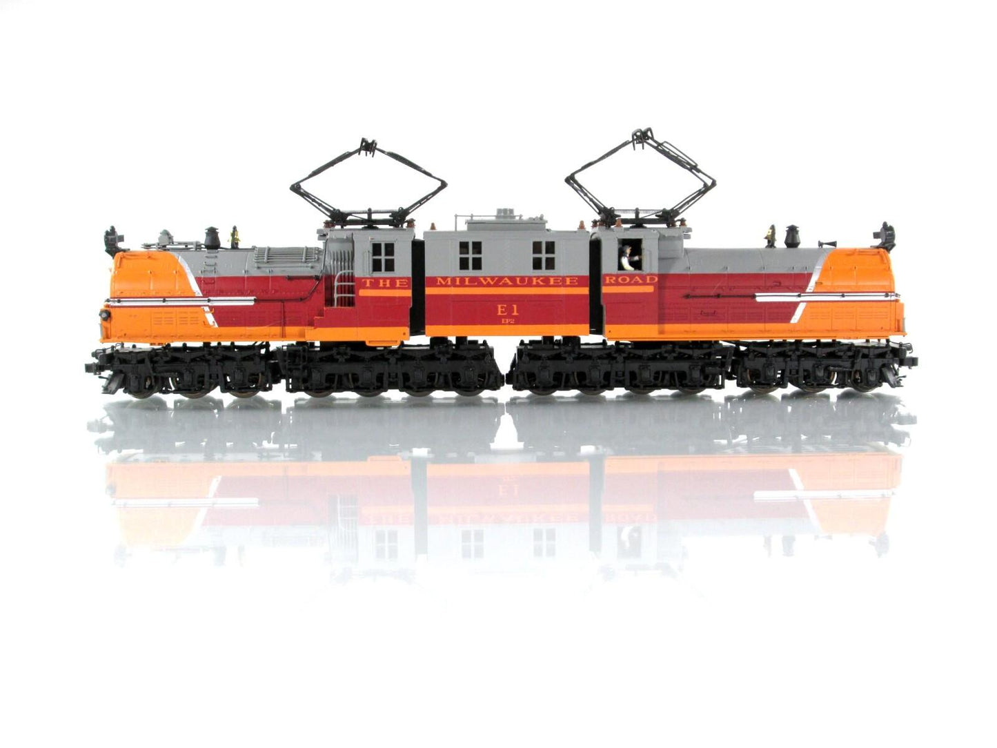 HO Scale **MILWAUKEE ROAD BI-POLAR ELECTRIC** #E-1 - MTH 80-2141 DCC Sound *READ