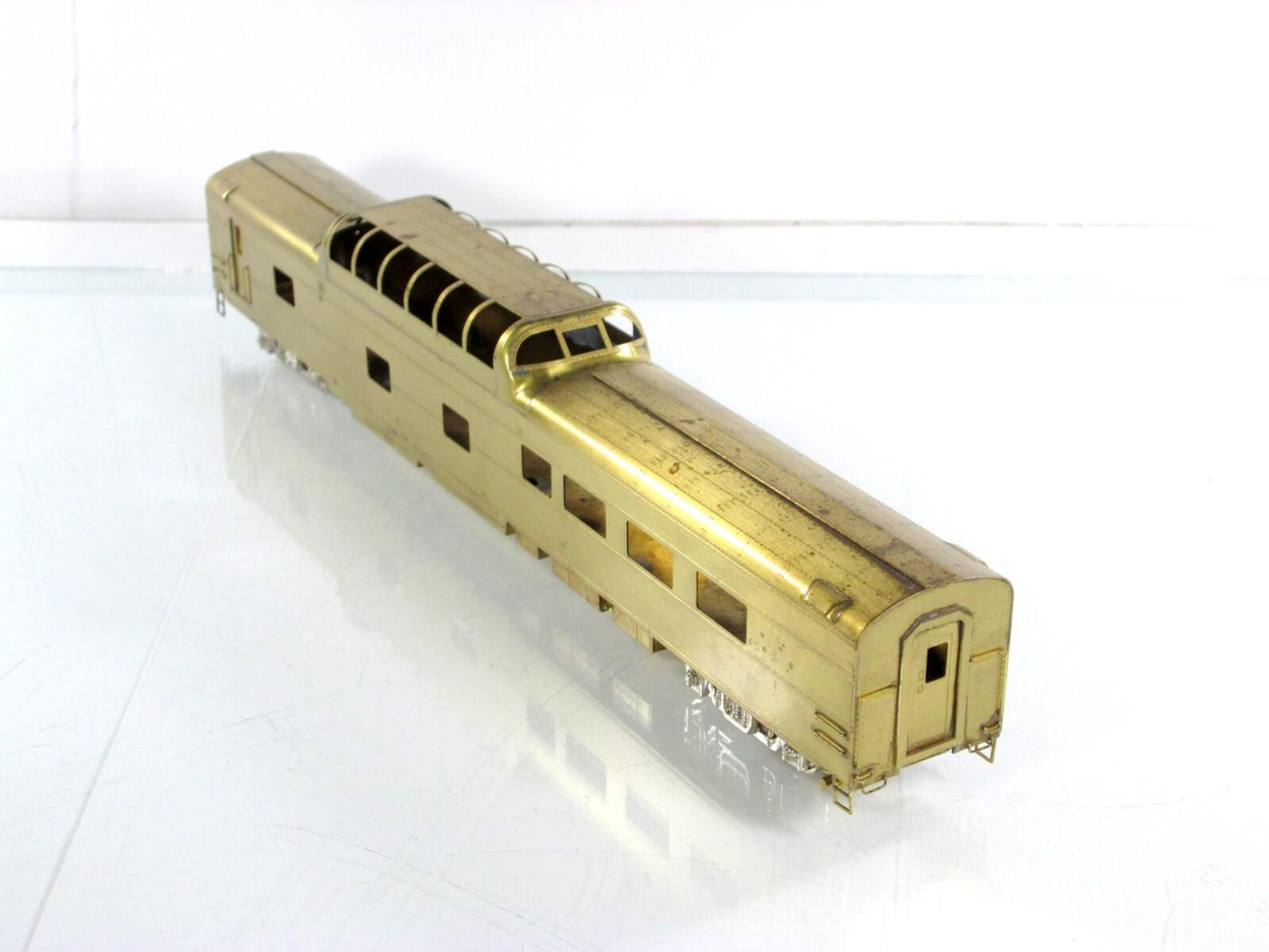 HO Scale BRASS ***UNION PACIFIC*** Dome-Chair Passenger Car #8000 - Soho 0467